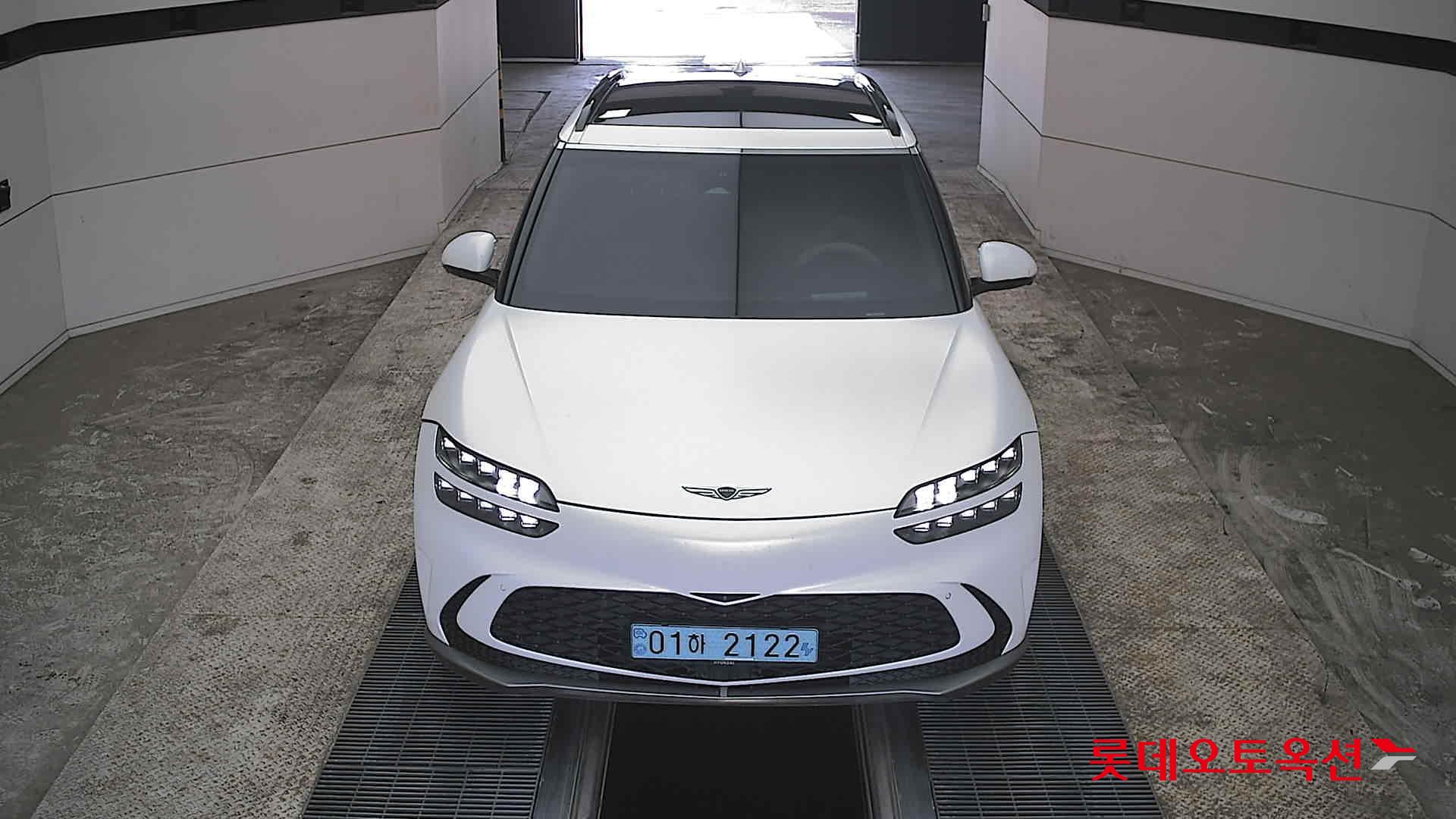 جينسس جي في 60