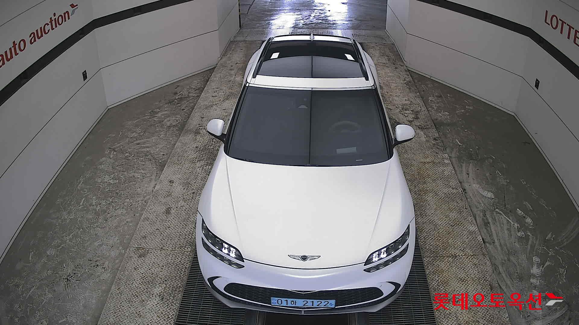 جينسس جي في 60