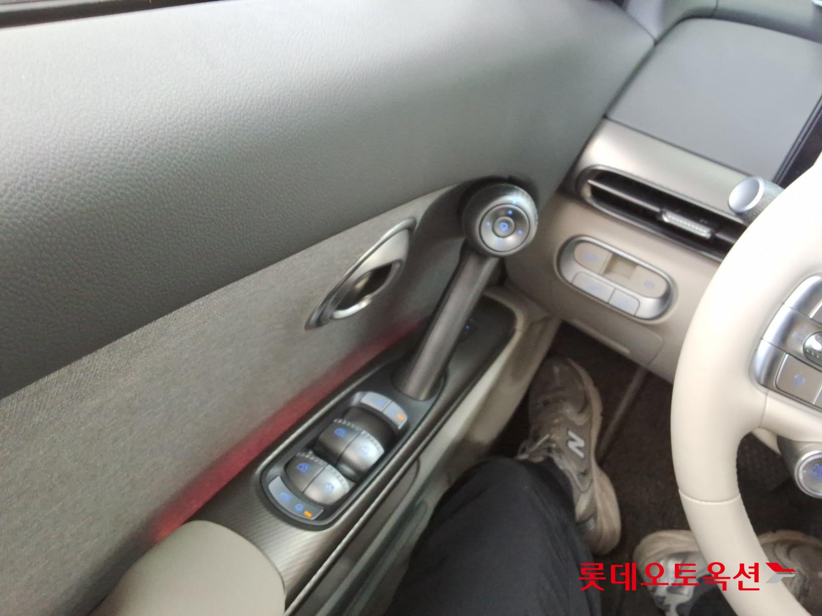 جينسس جي في 60