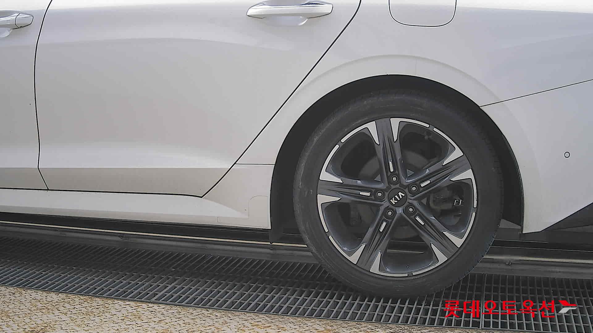 기아자동차 K5 2021 - 이미지 26