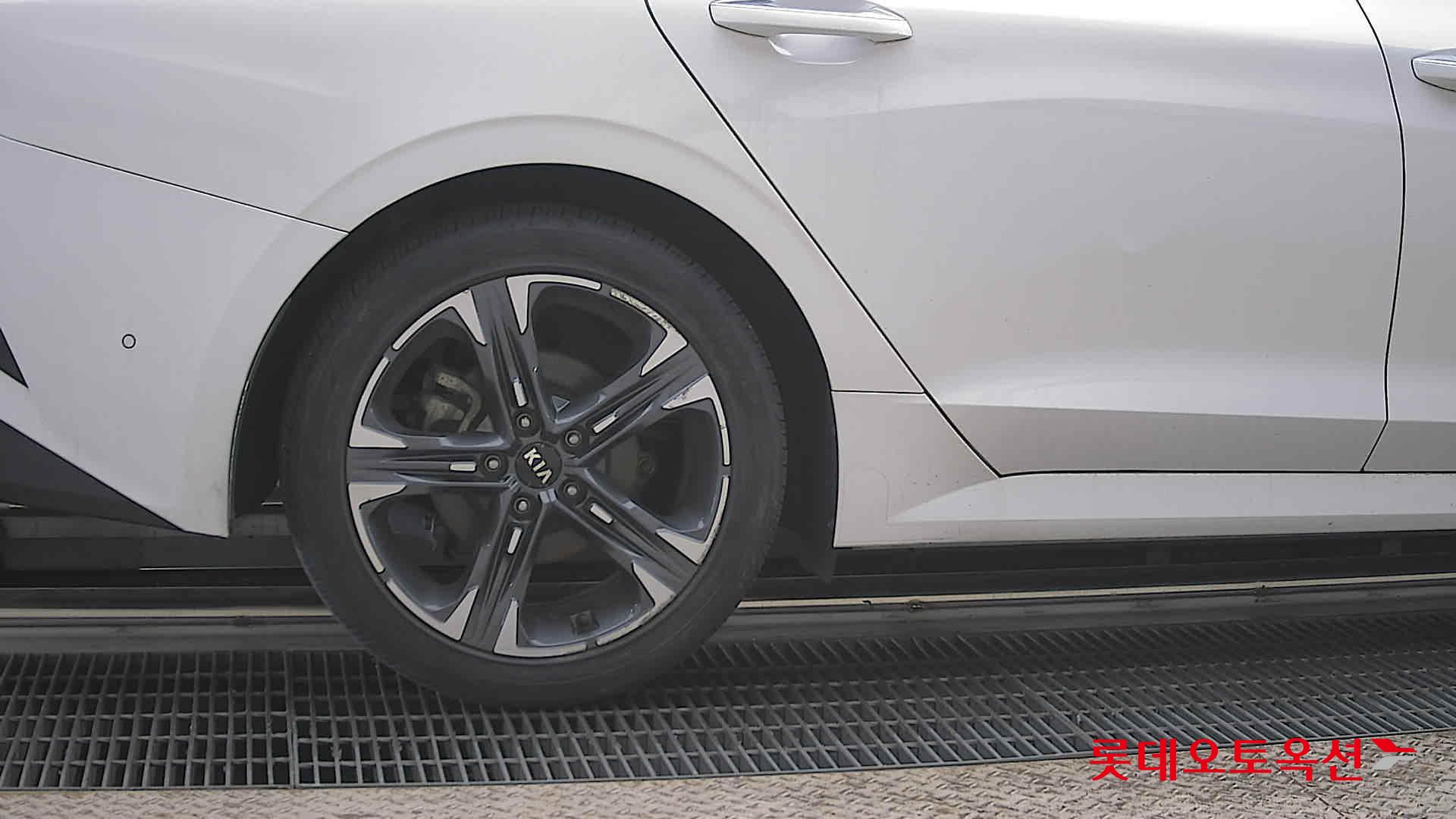 기아자동차 K5 2021 - 이미지 28