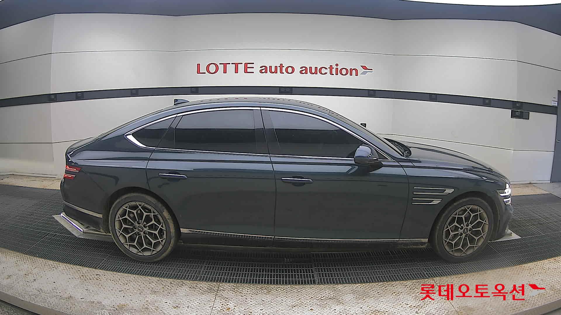 2022 - genesis g80