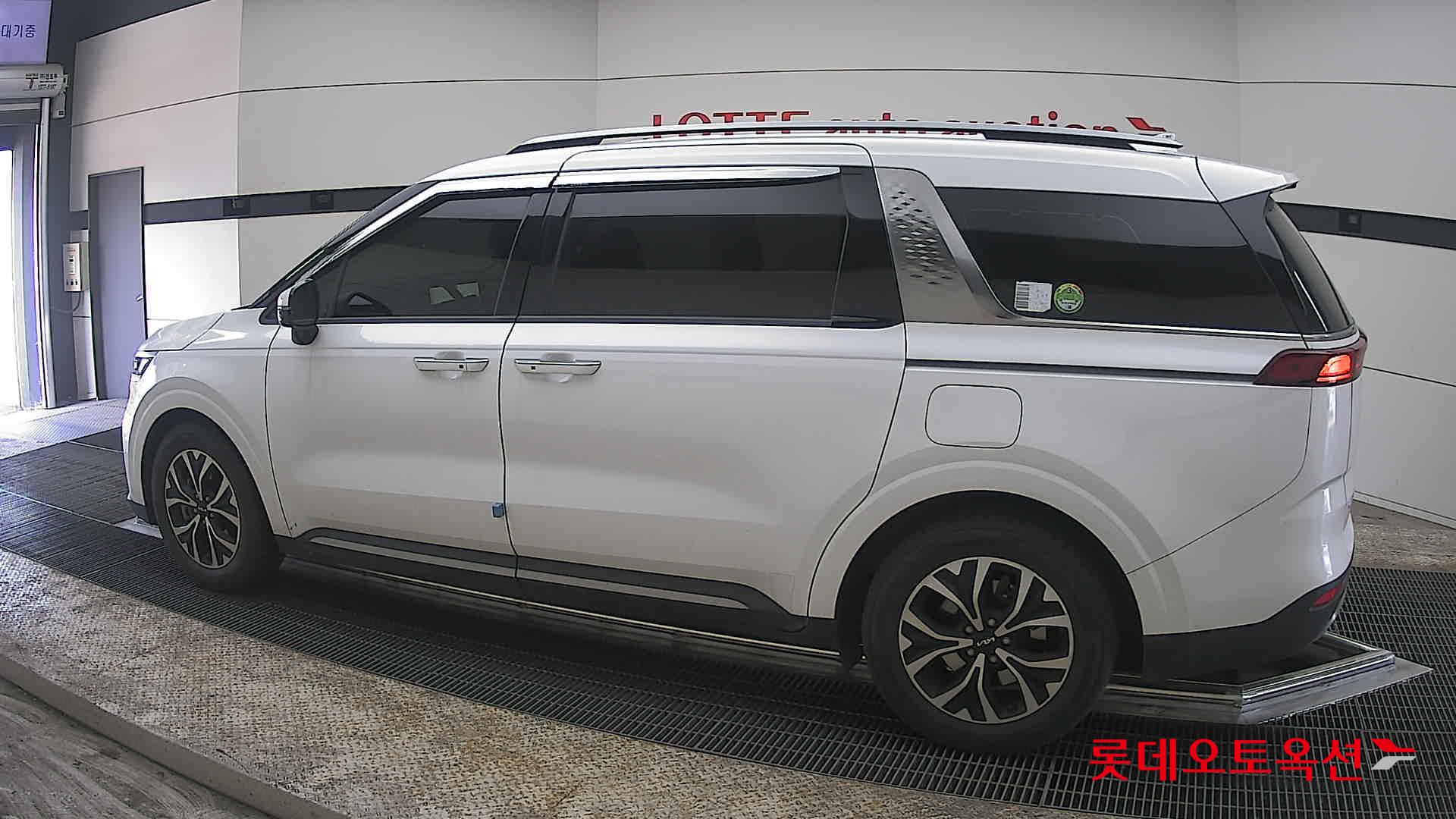 كيا كارنفال