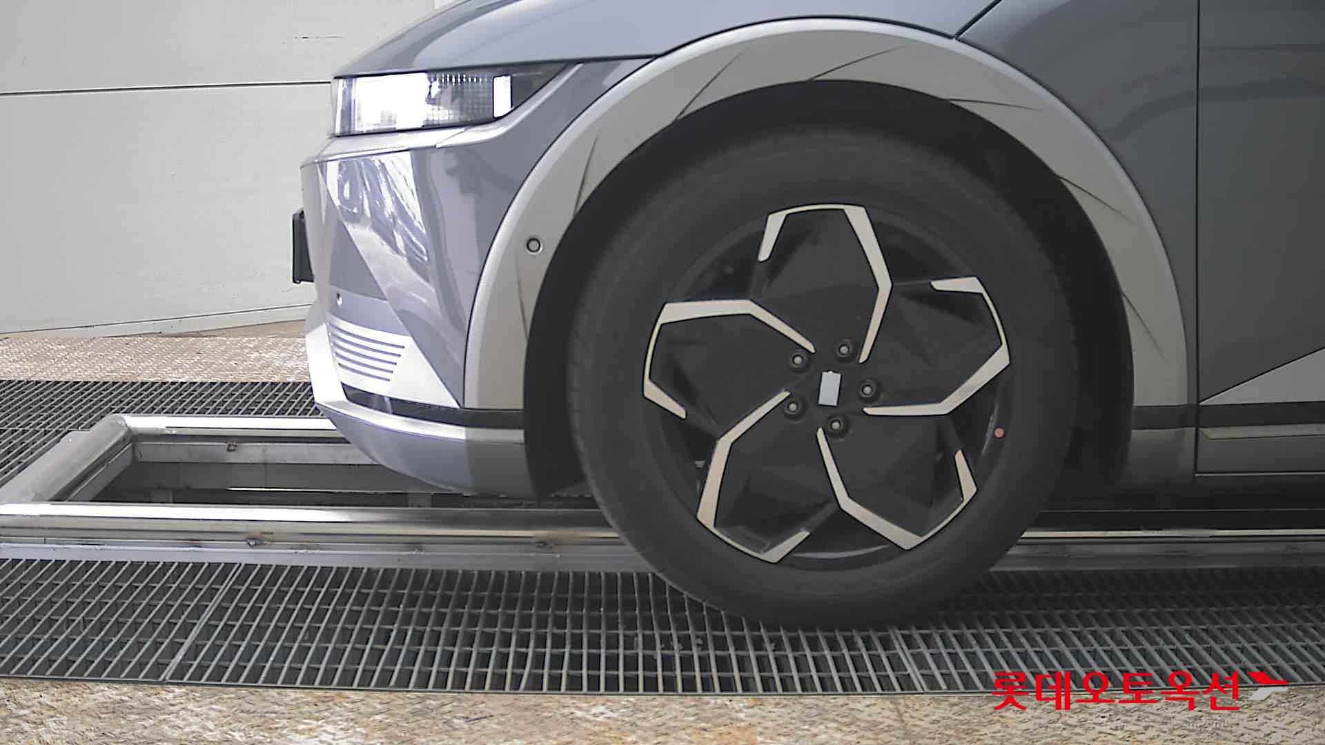 هيونداي أيونيك