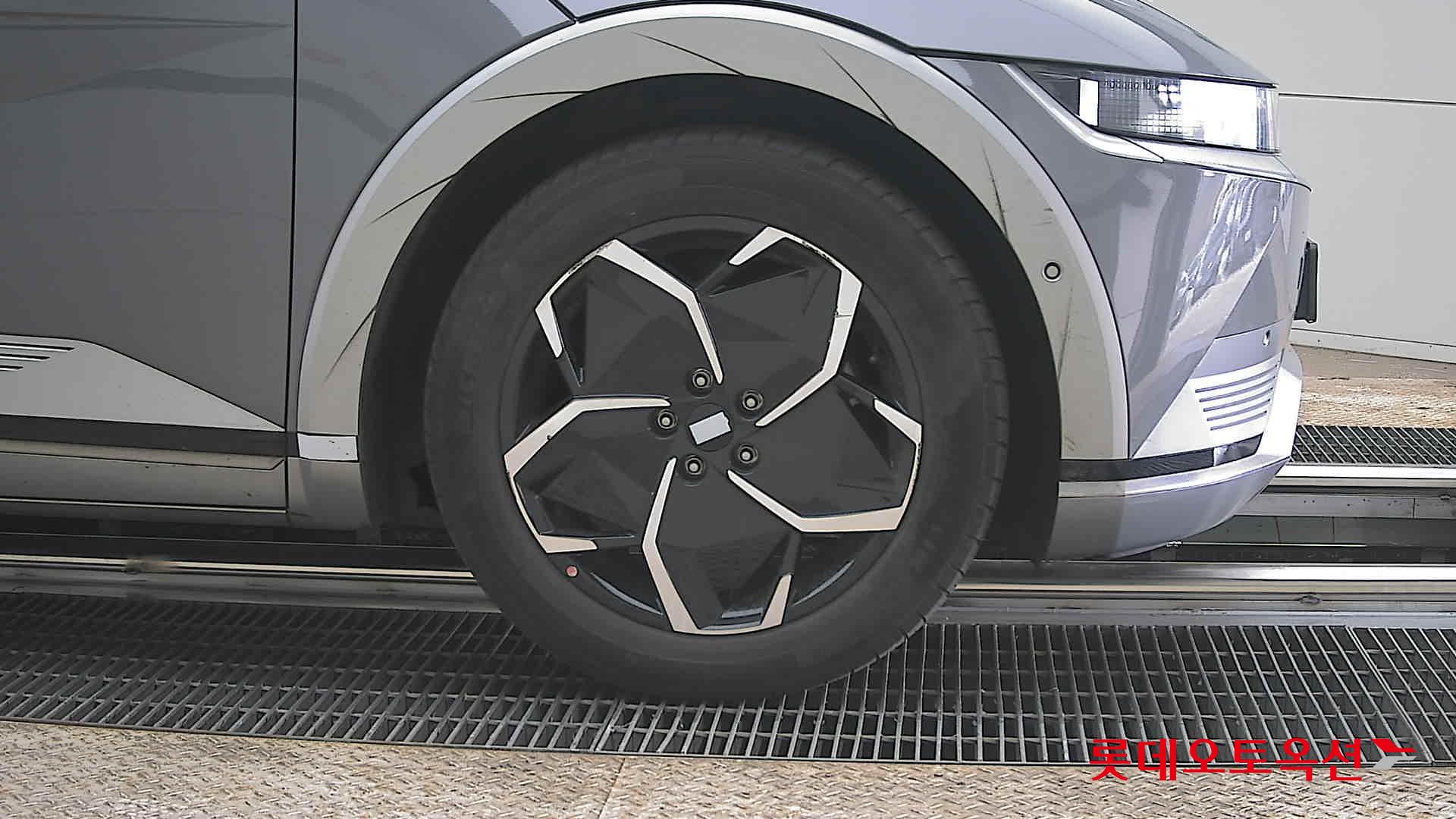 هيونداي أيونيك