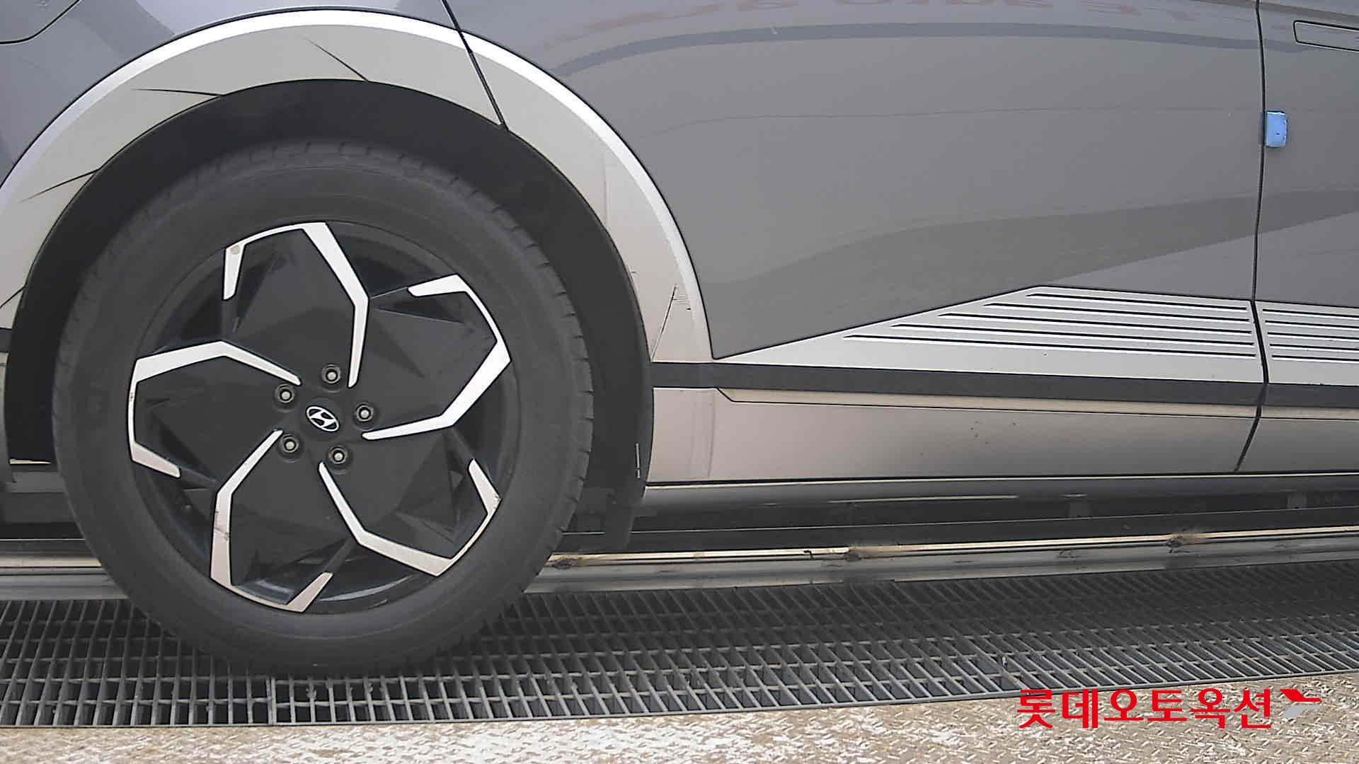 هيونداي أيونيك