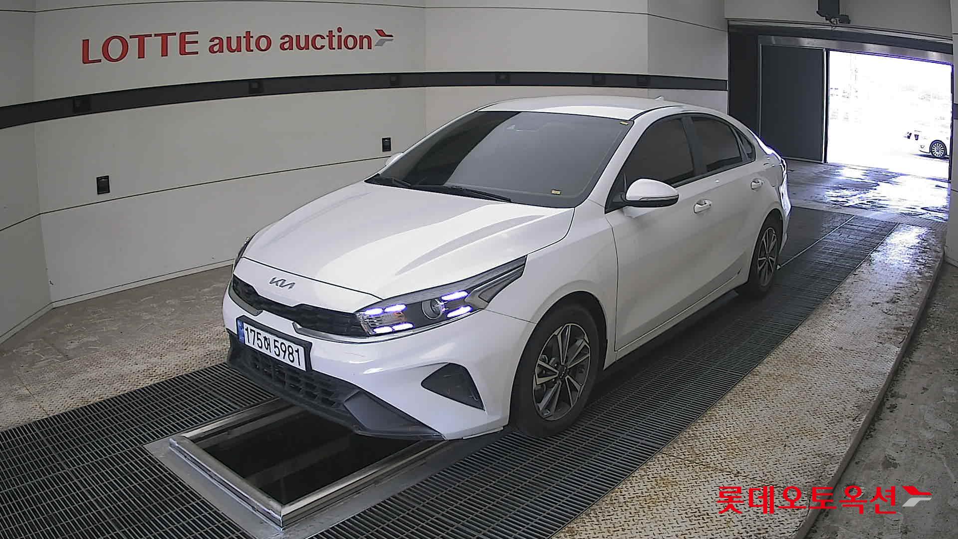 كيا كي 3 2024 AT