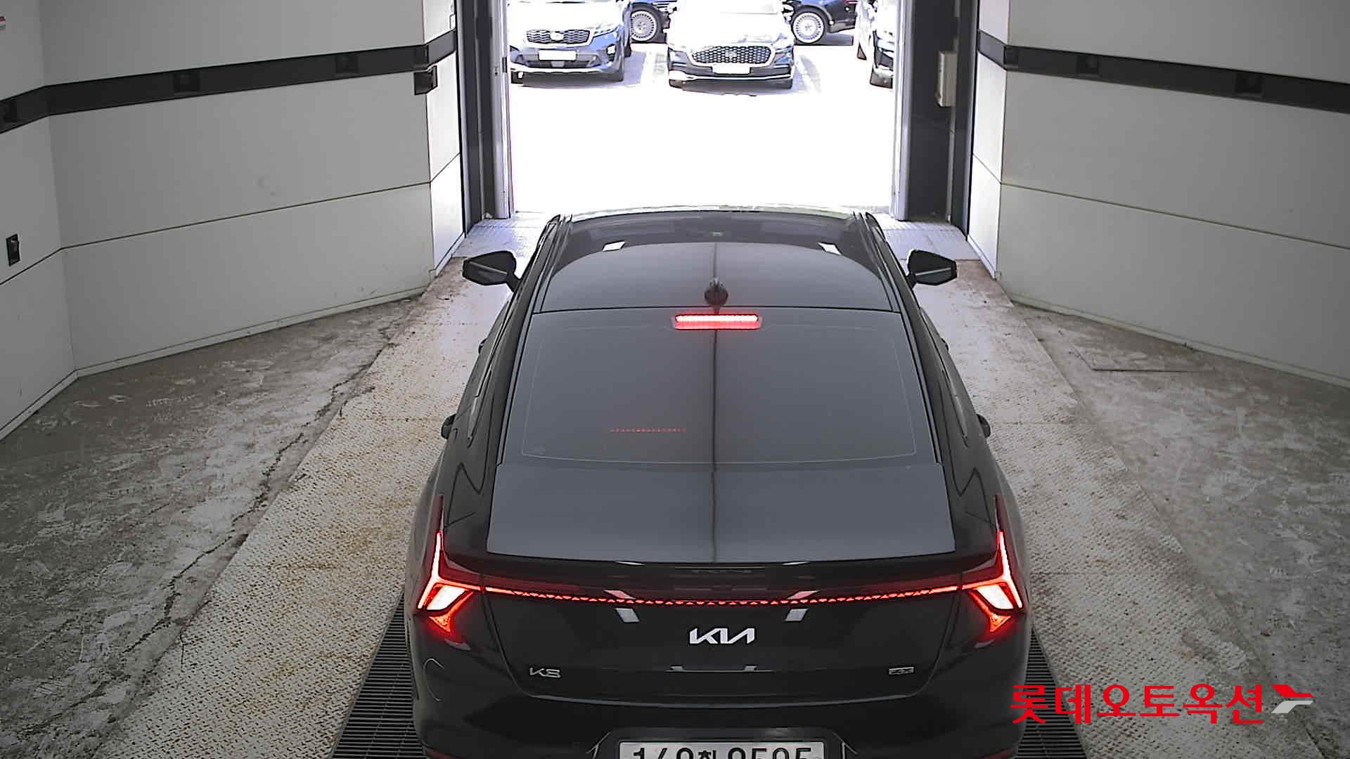 2022 - kia k8