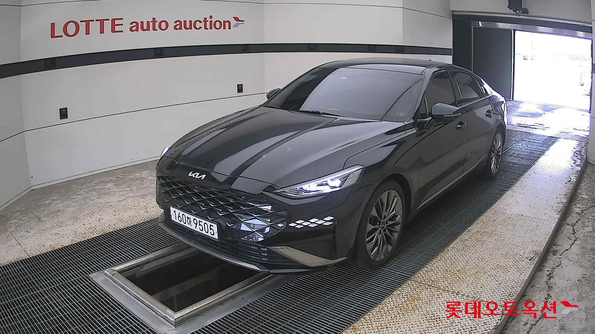 2022 - kia k8