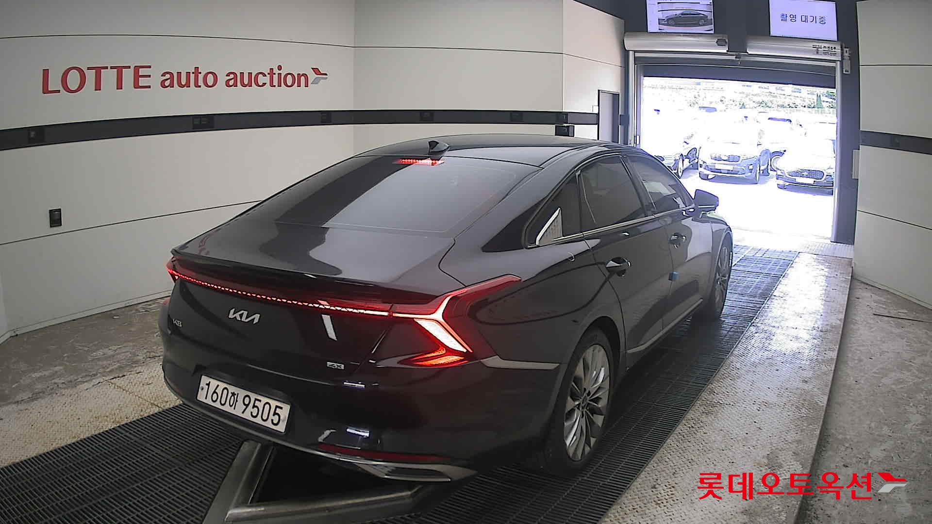 2022 - kia k8