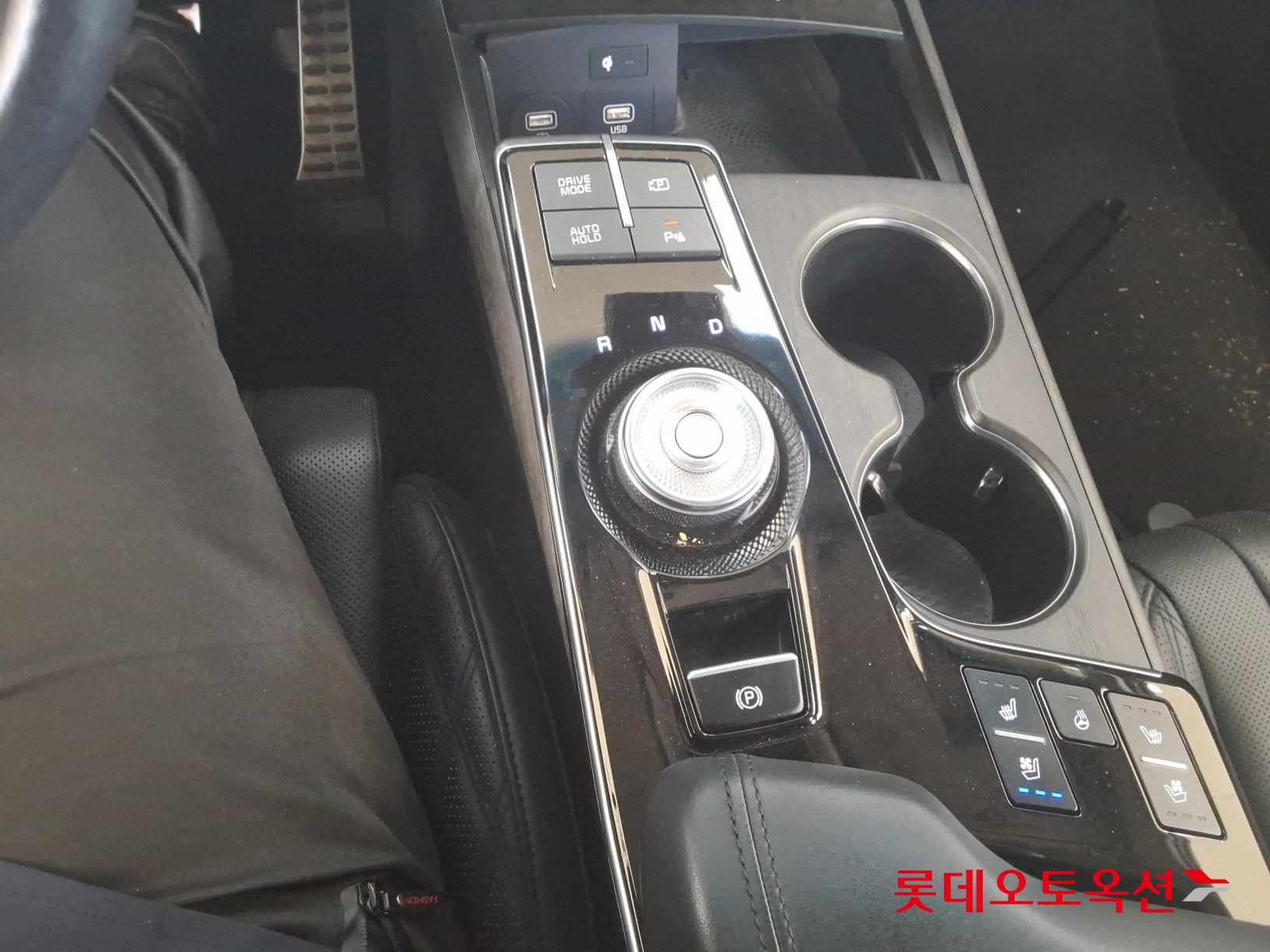2022 - kia k8
