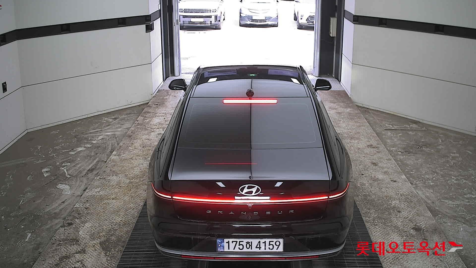 هيونداي أزيرا