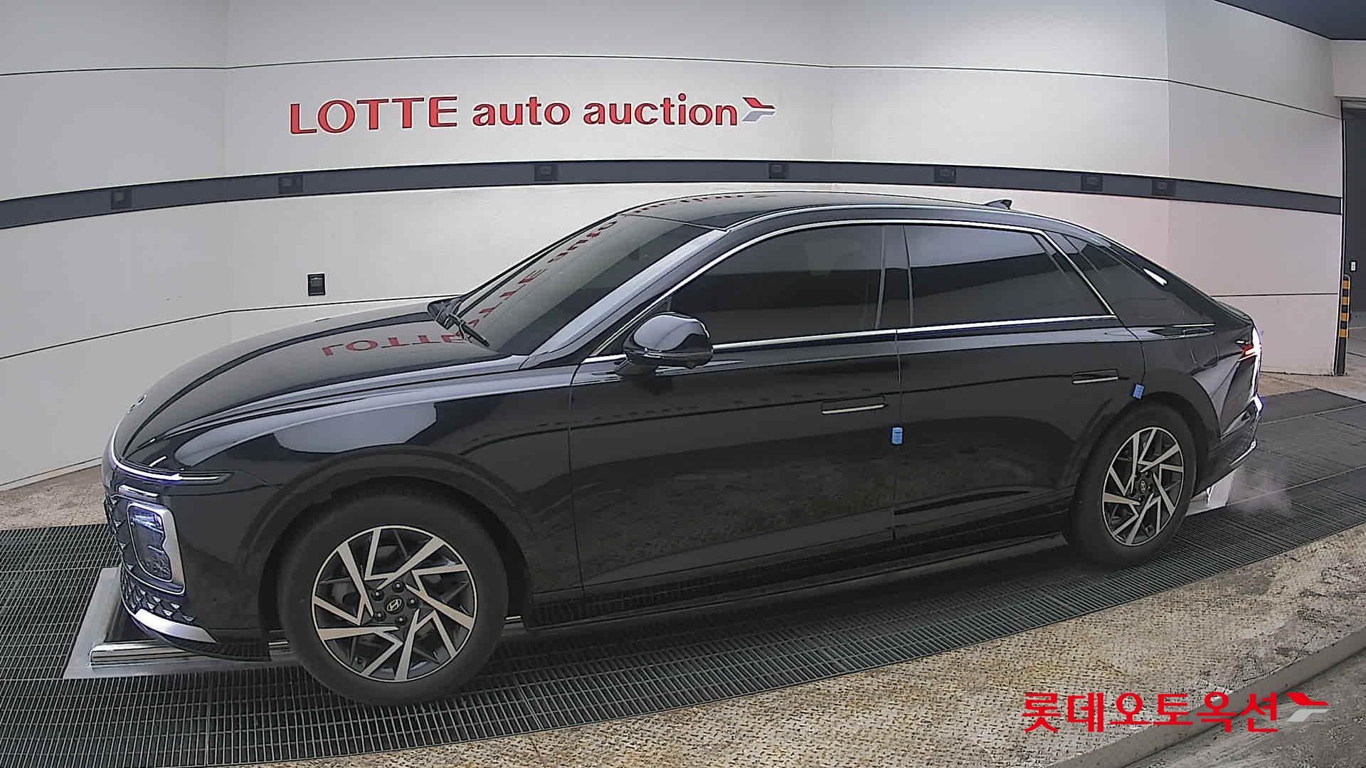 هيونداي أزيرا