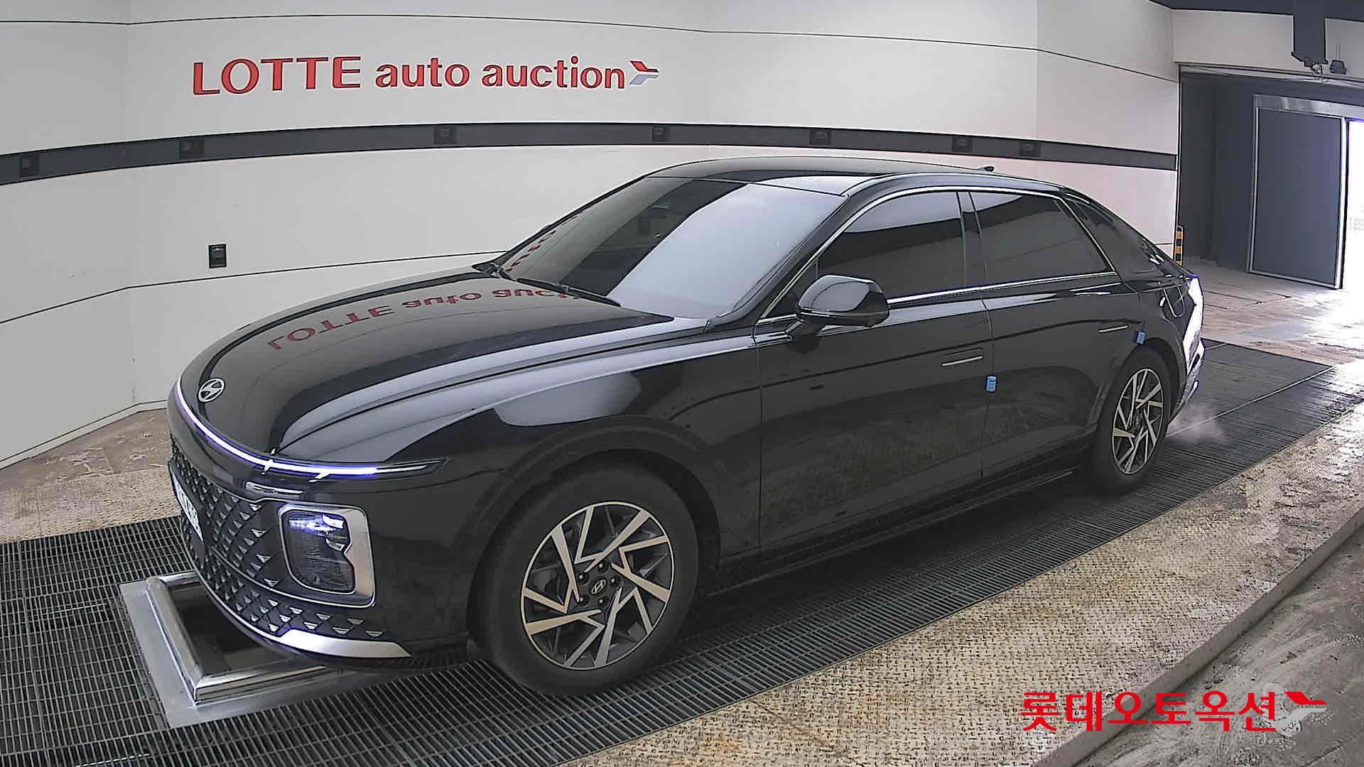 هيونداي أزيرا