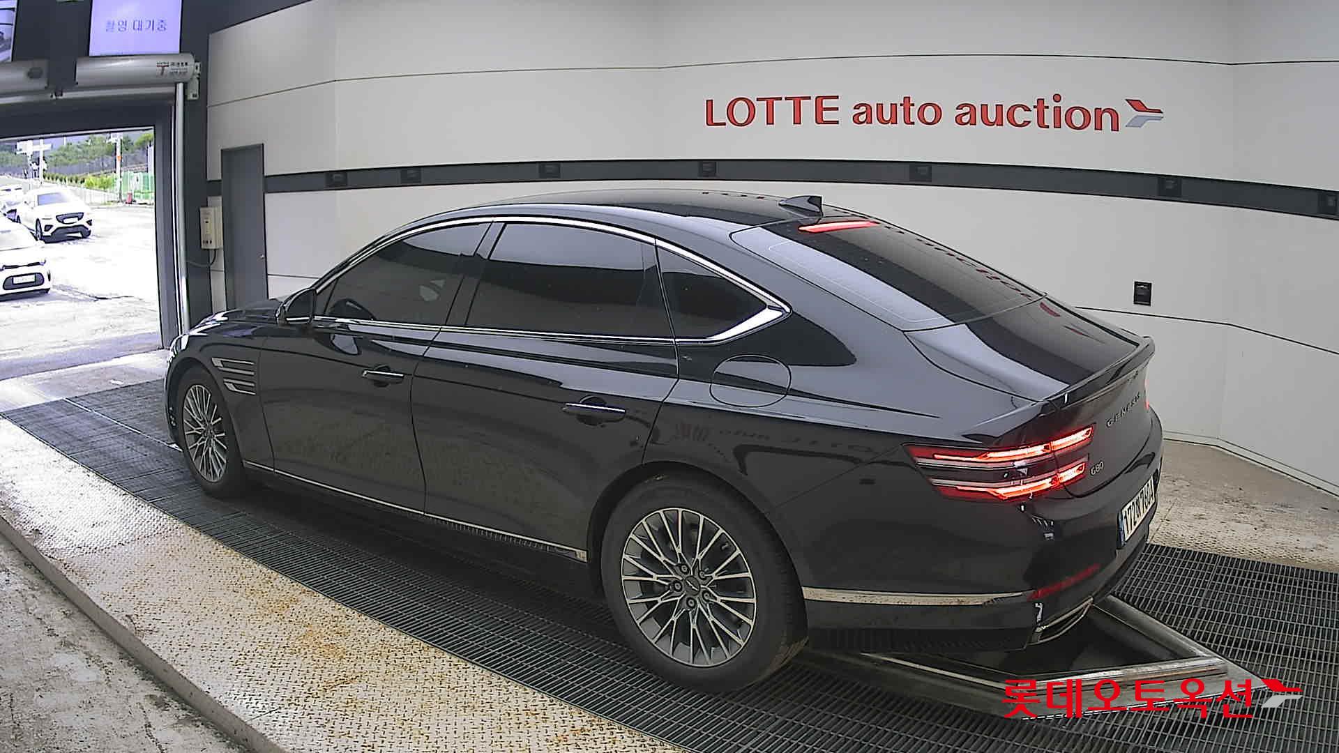 2023 - genesis g80