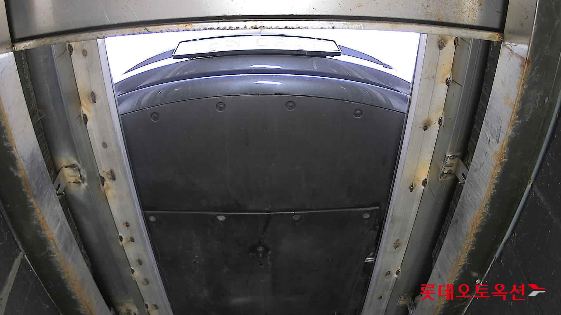 Tesla Model 3 - 8