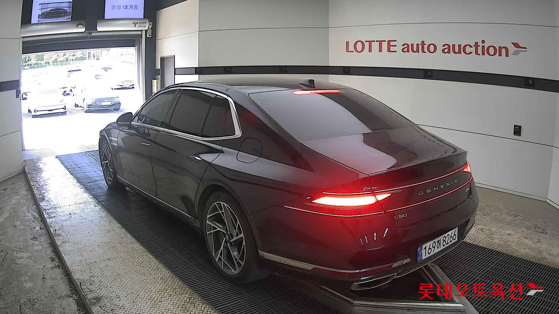 جينيسيس G90 - 4