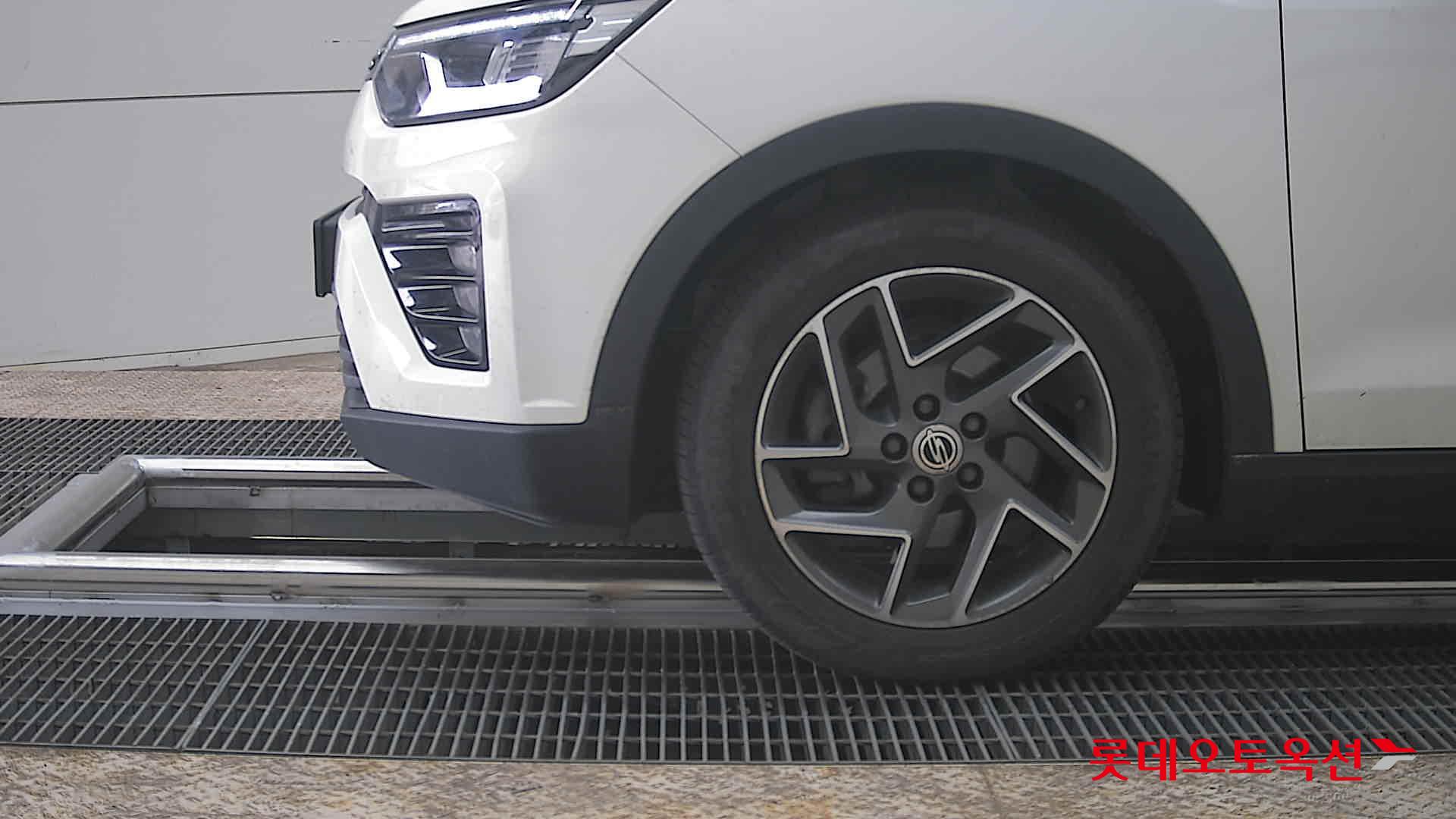 سانغ يونغ تيفولي