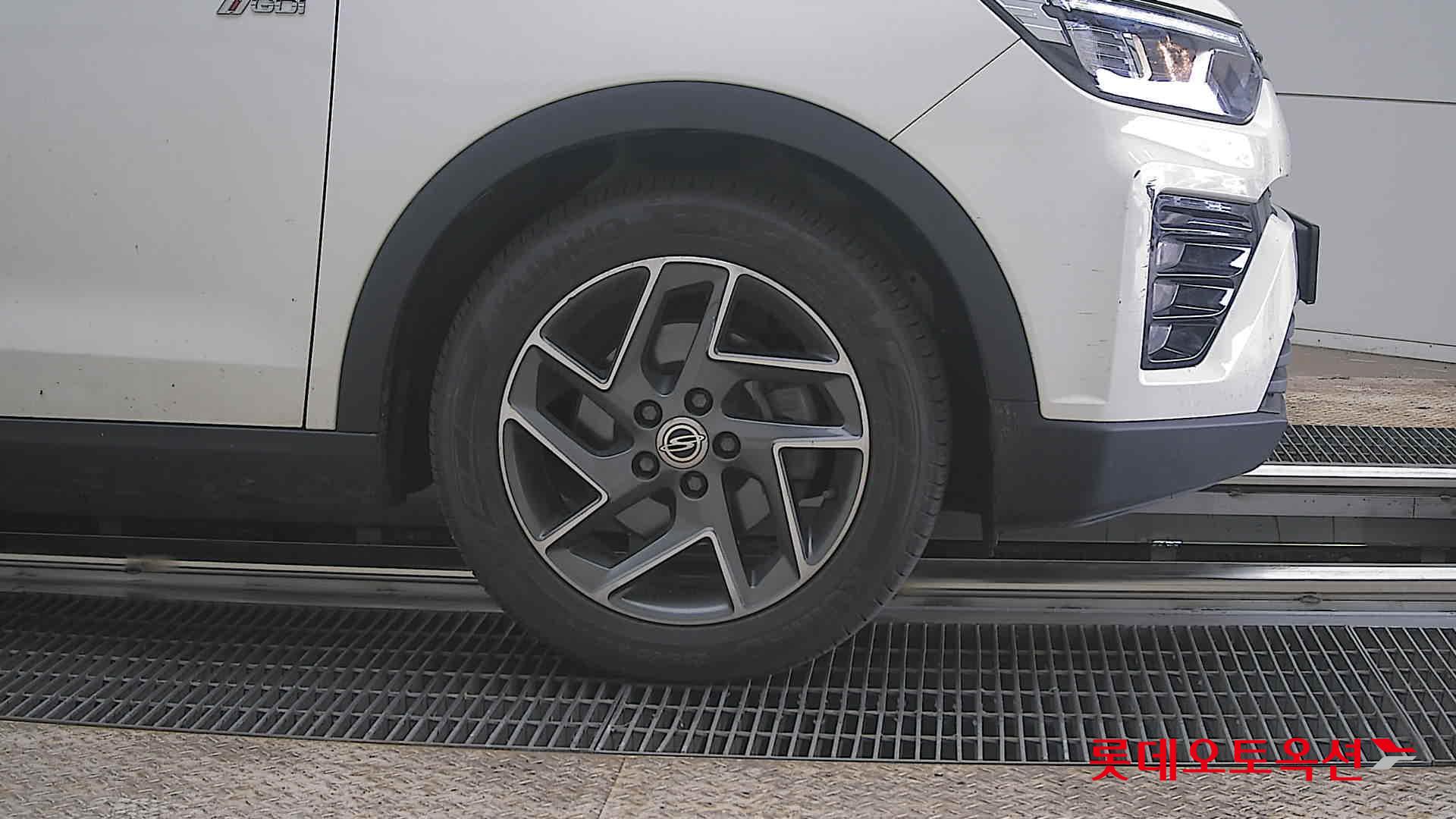 سانغ يونغ تيفولي