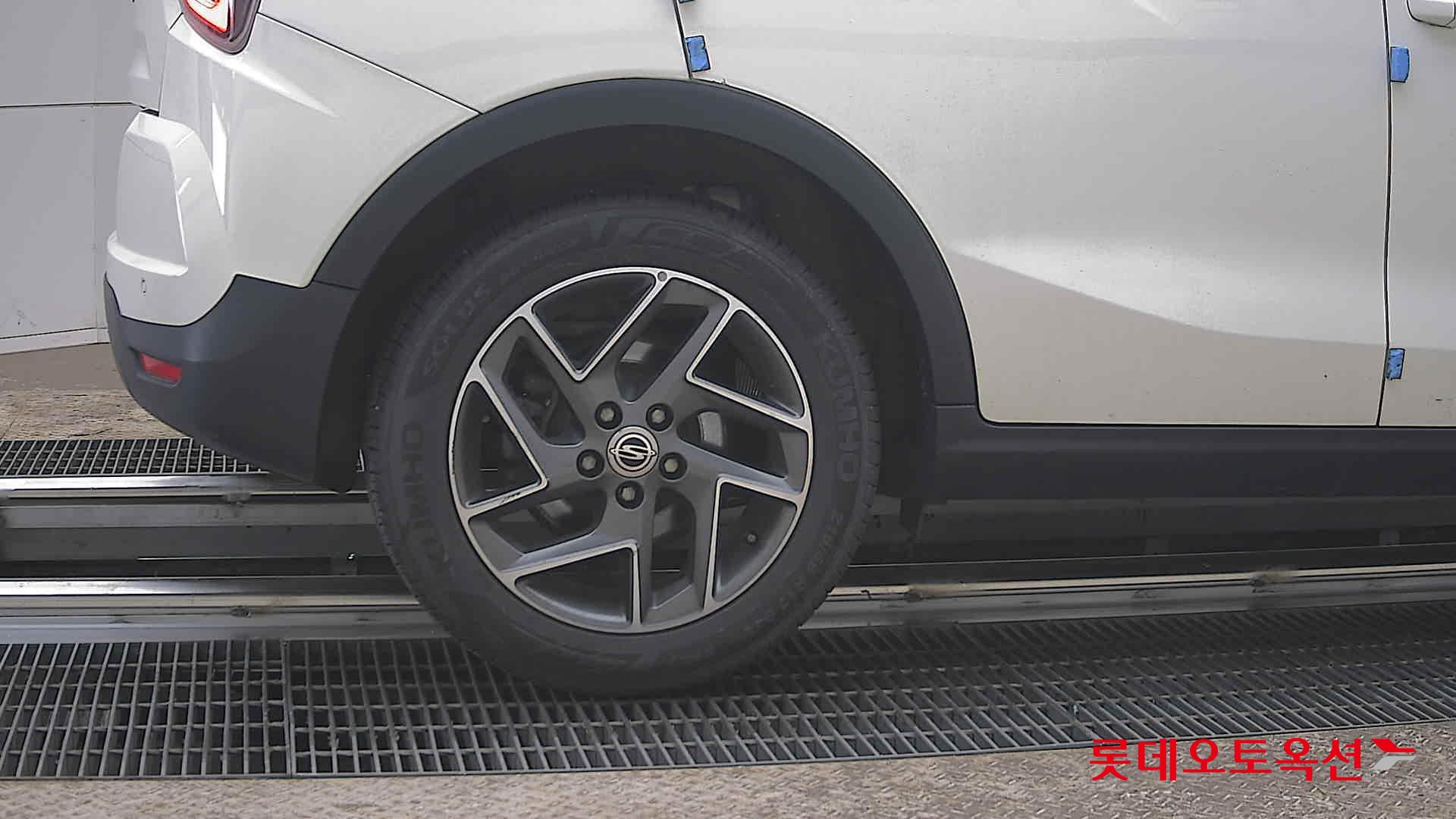 سانغ يونغ تيفولي