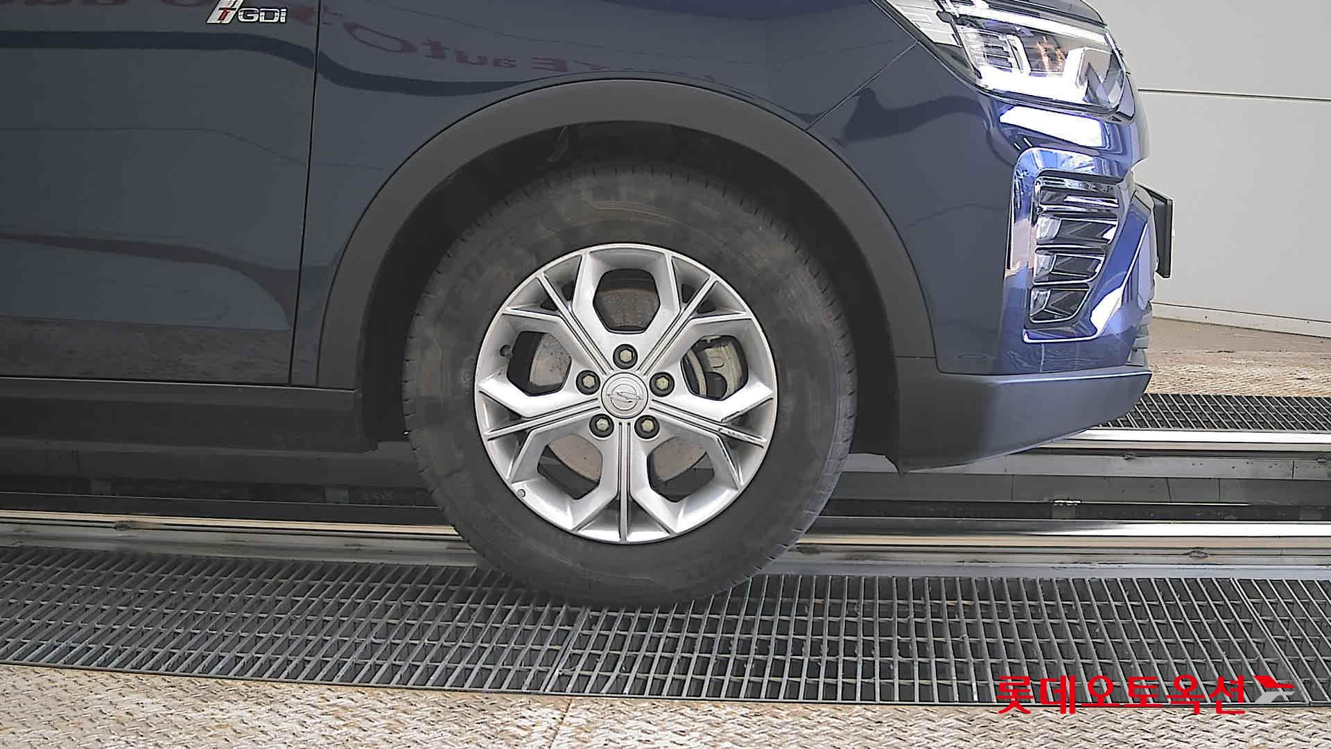 سانغ يونغ تيفولي