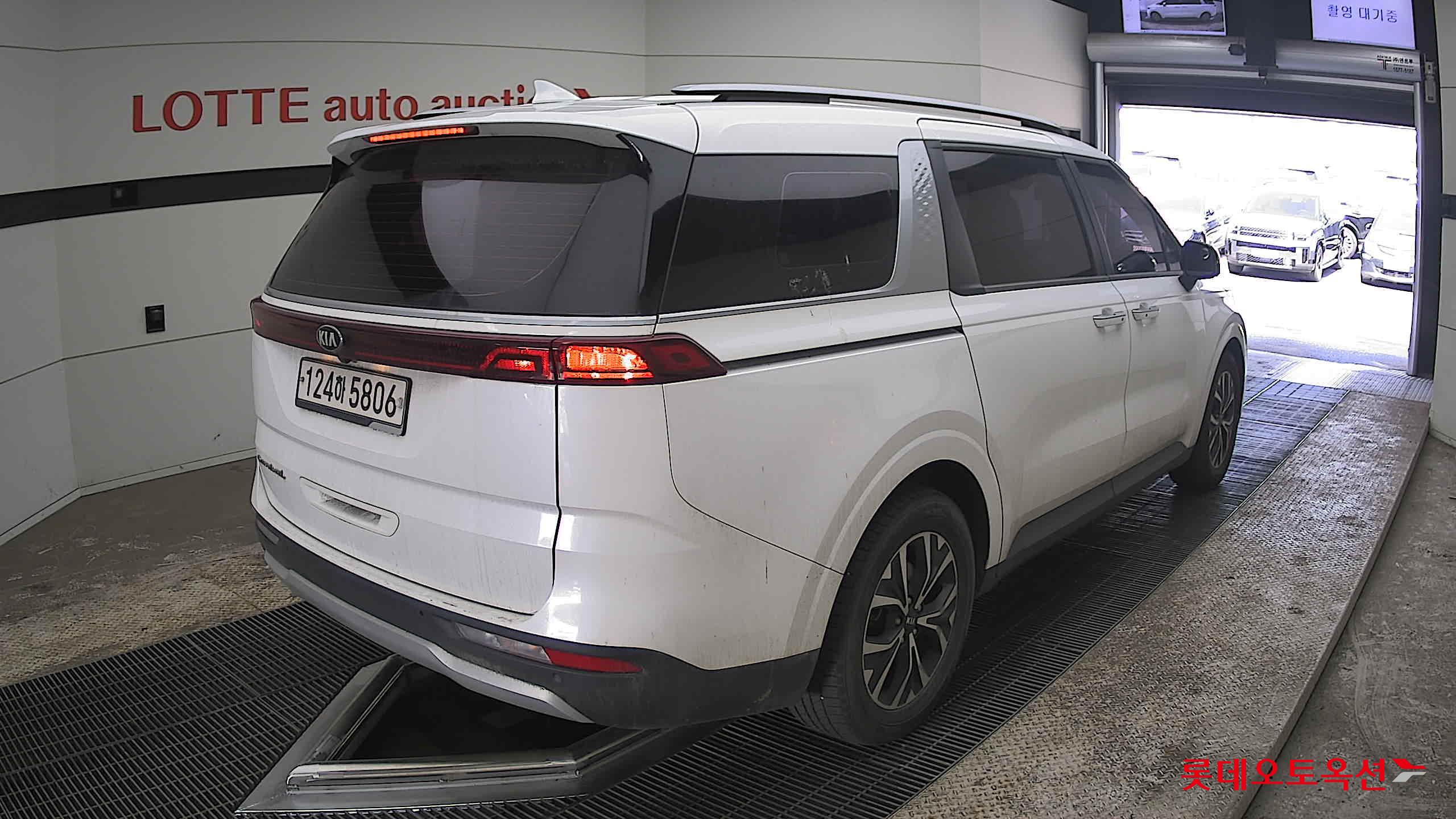 كيا كارنفال