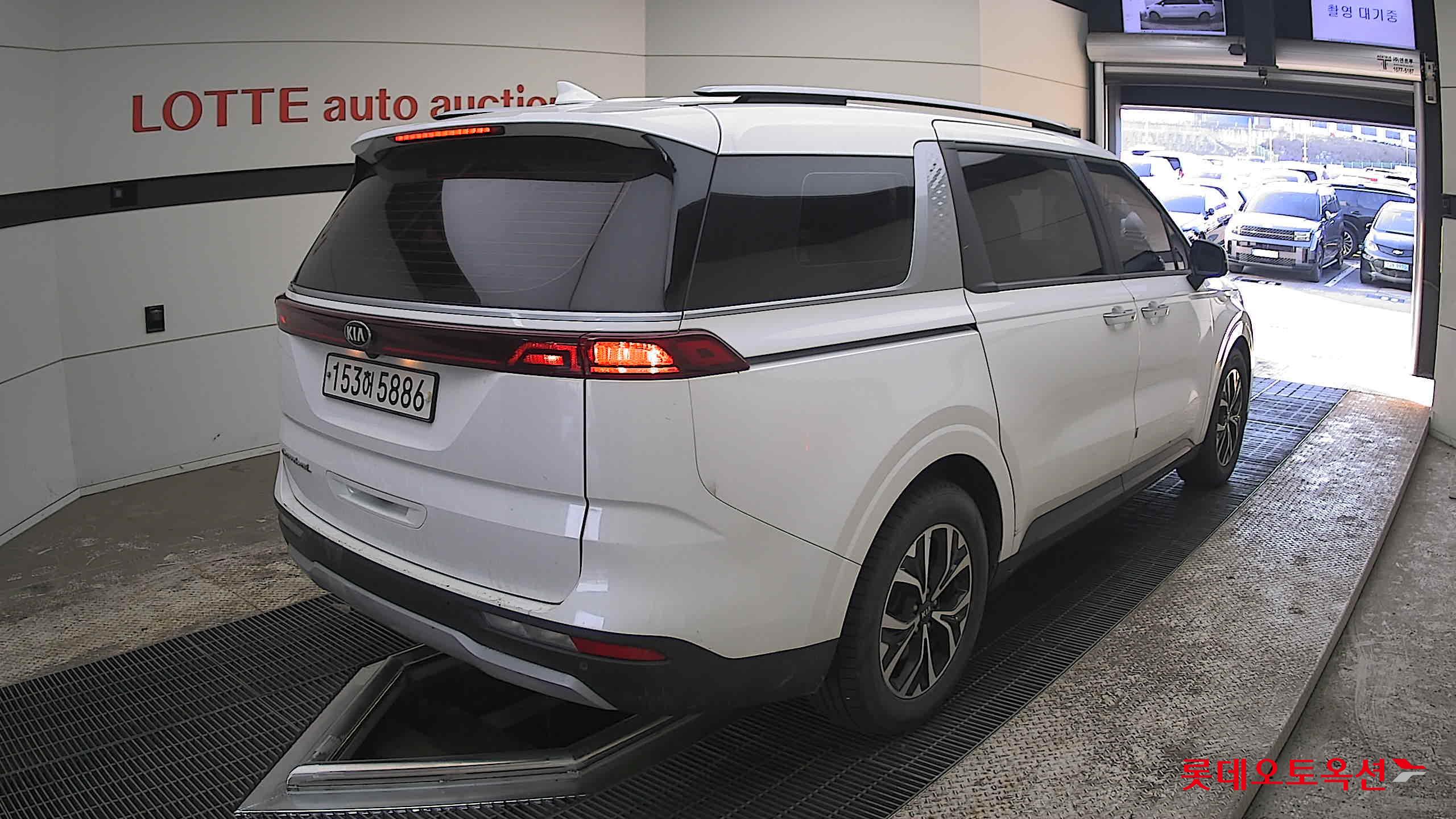 كيا كارنفال