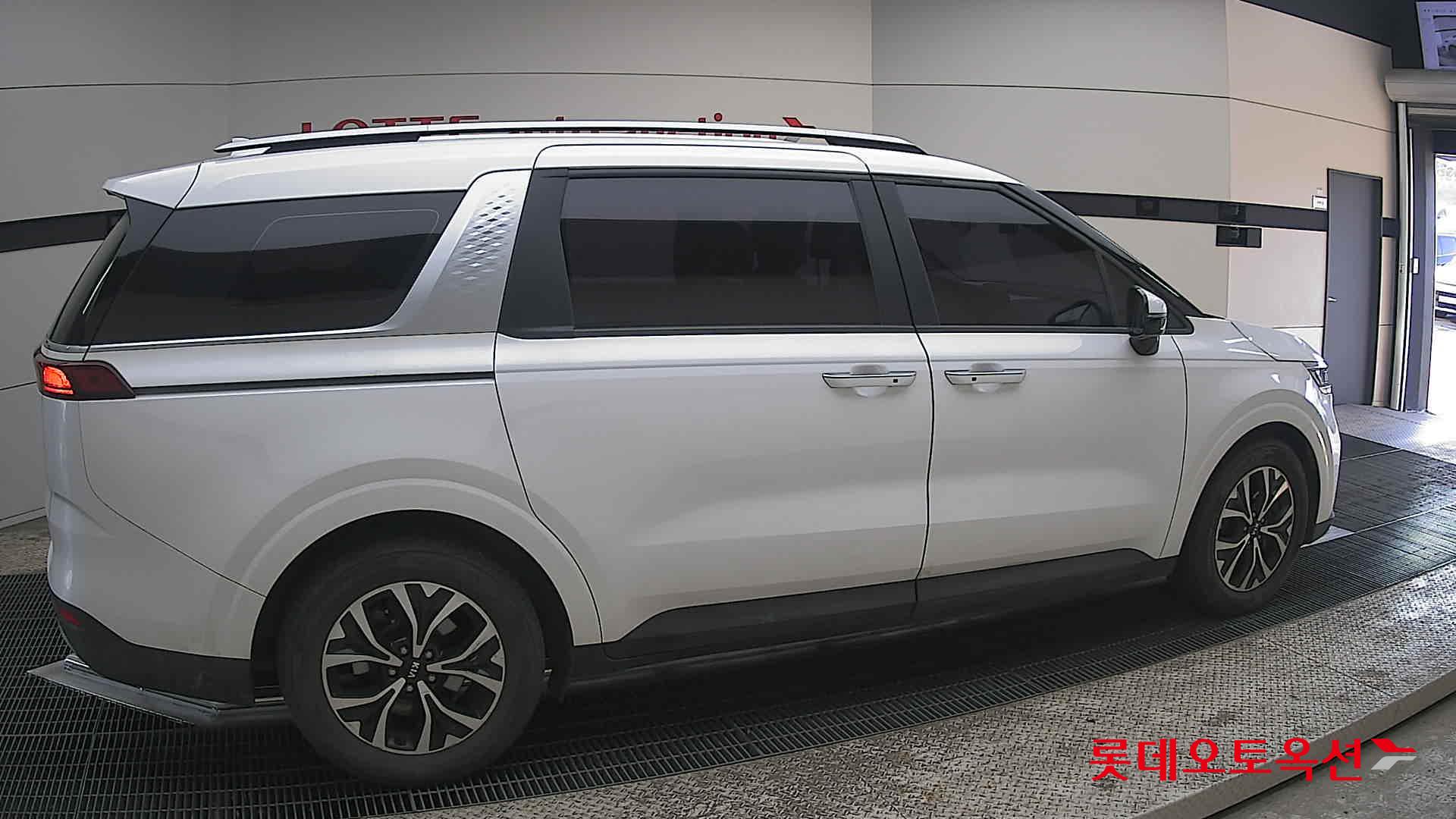 كيا كارنفال