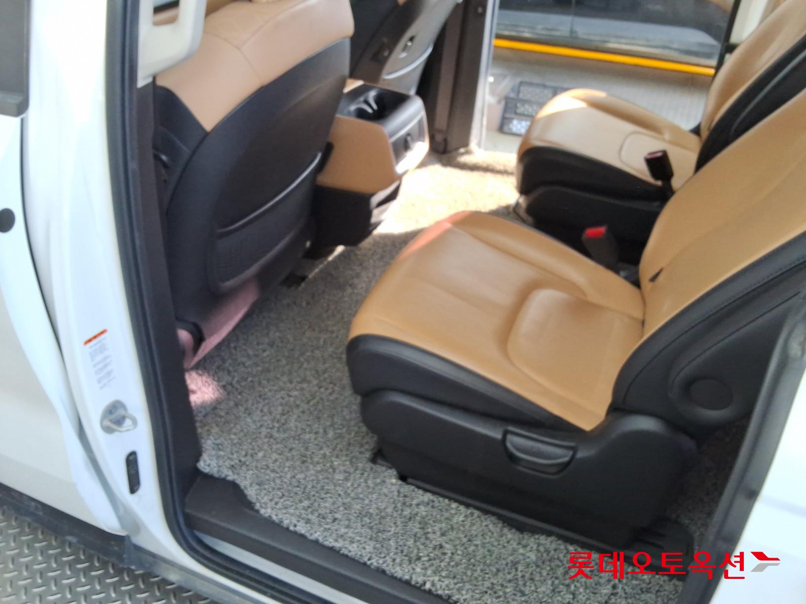 كيا كارنفال