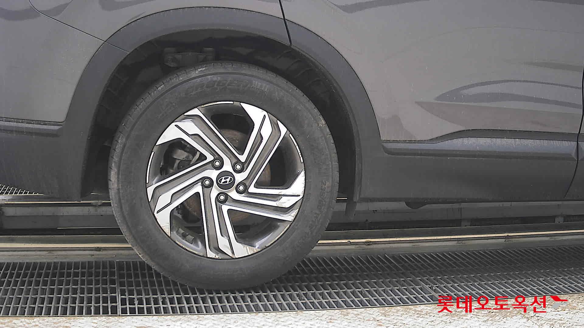 Hyundai Santa Fe - 28