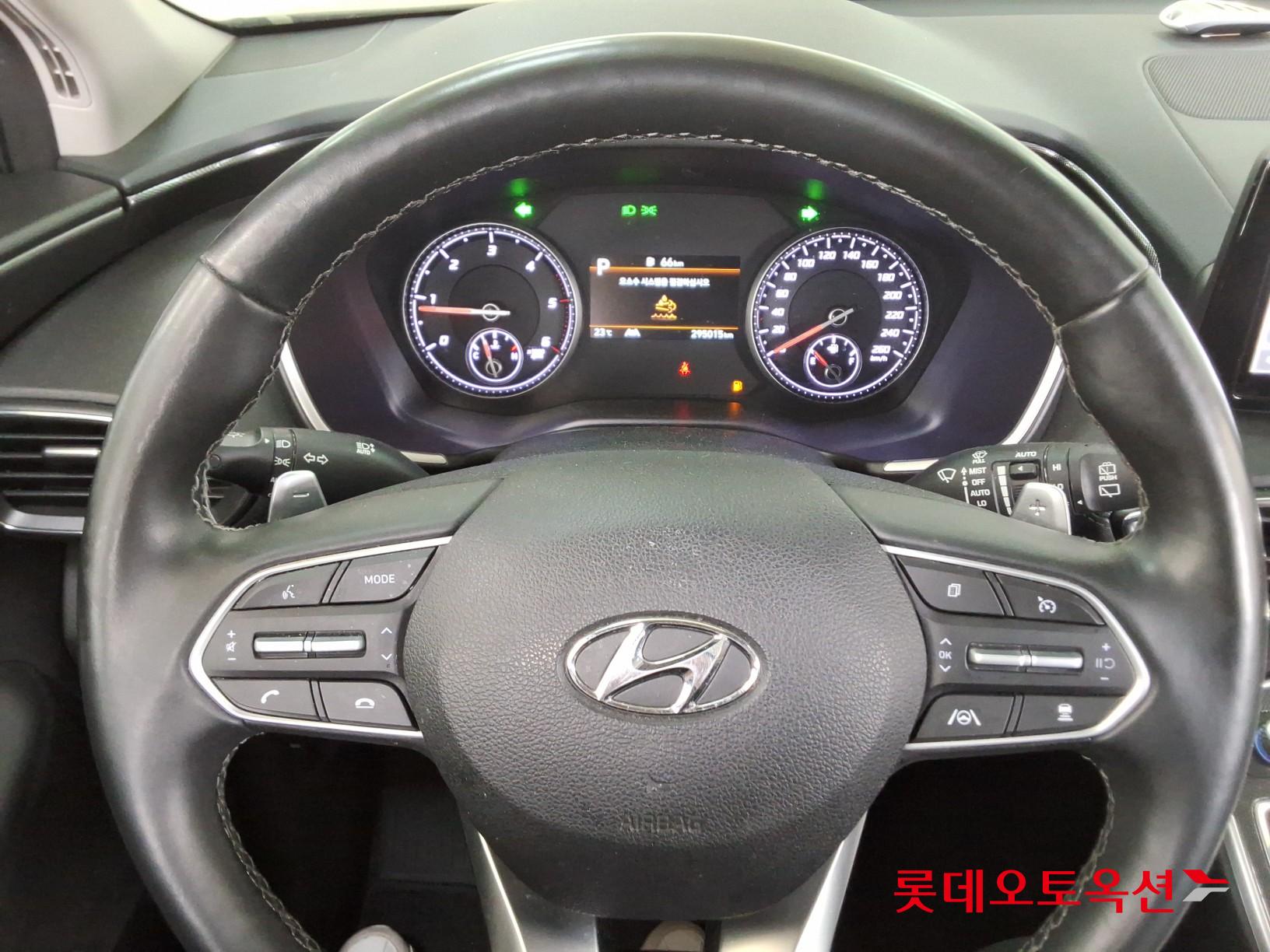 Hyundai Santa Fe - 30