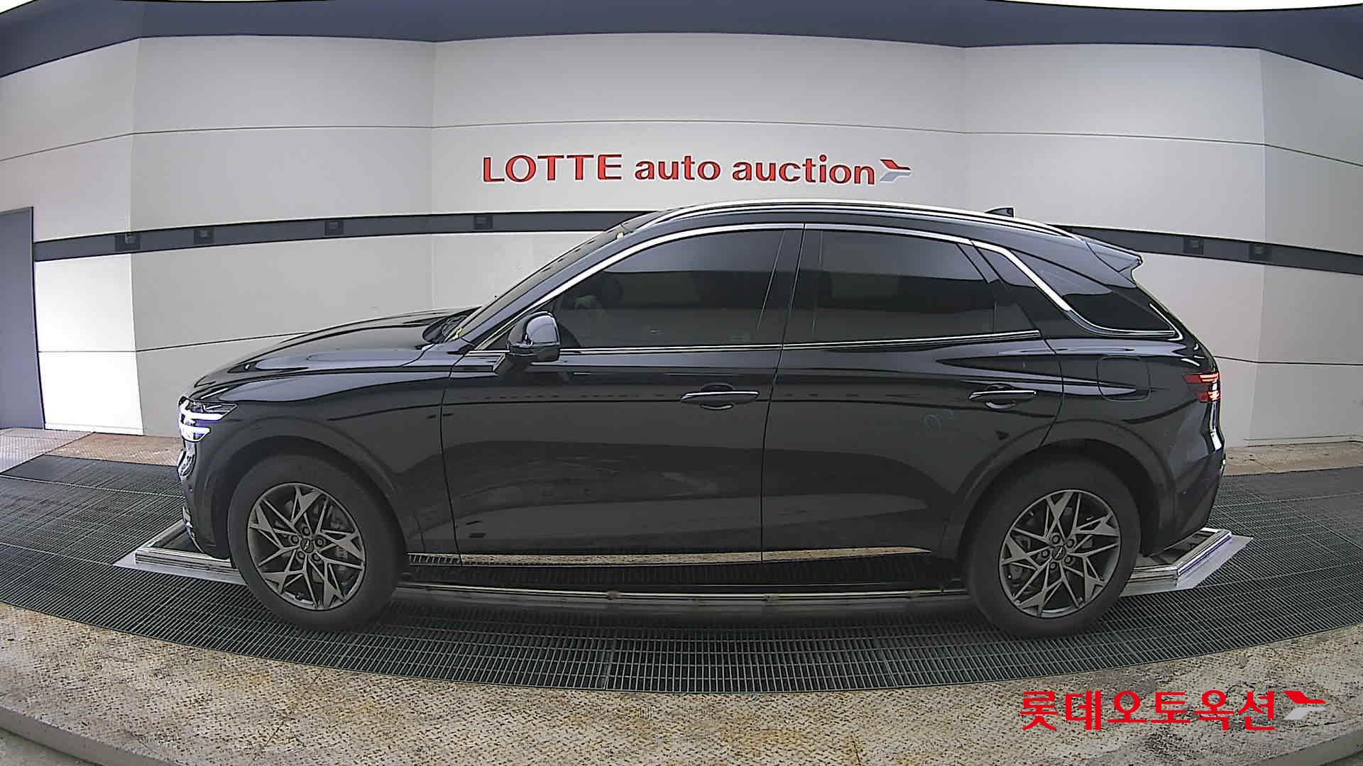 جينسس جي في 70