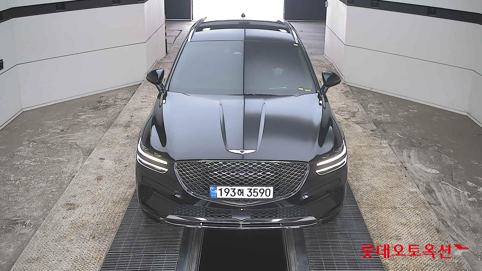 جينسس جي في 70