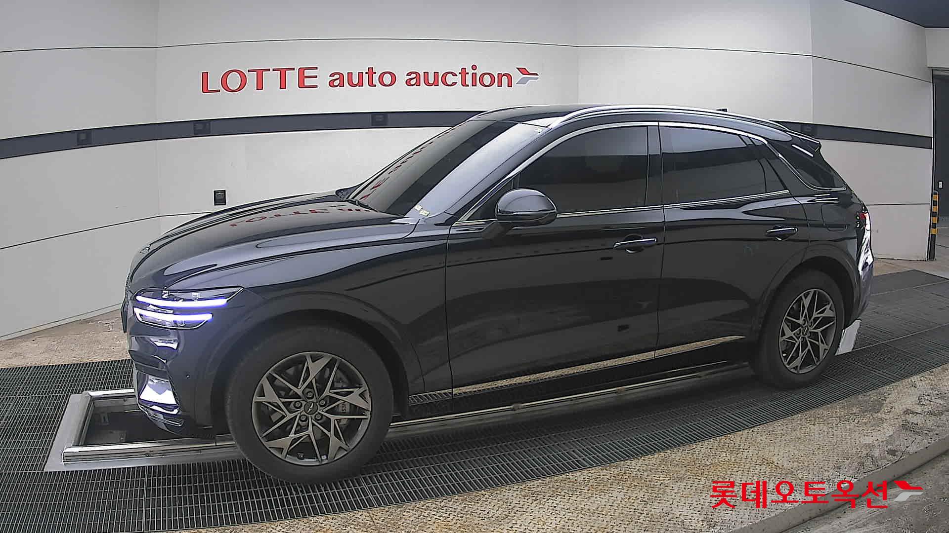 جينسس جي في 70