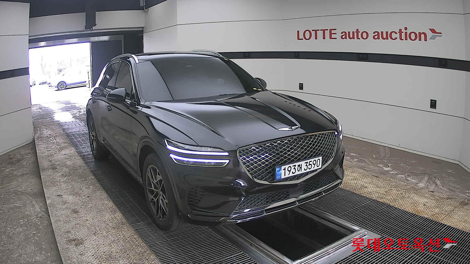 جينسس جي في 70