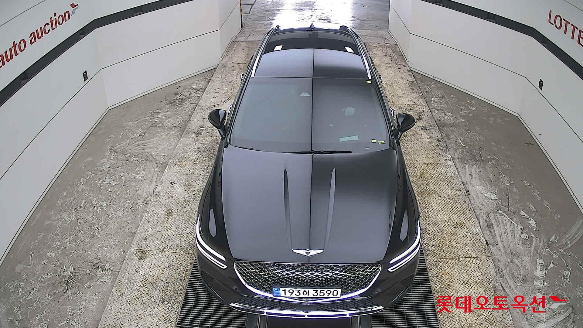 جينسس جي في 70