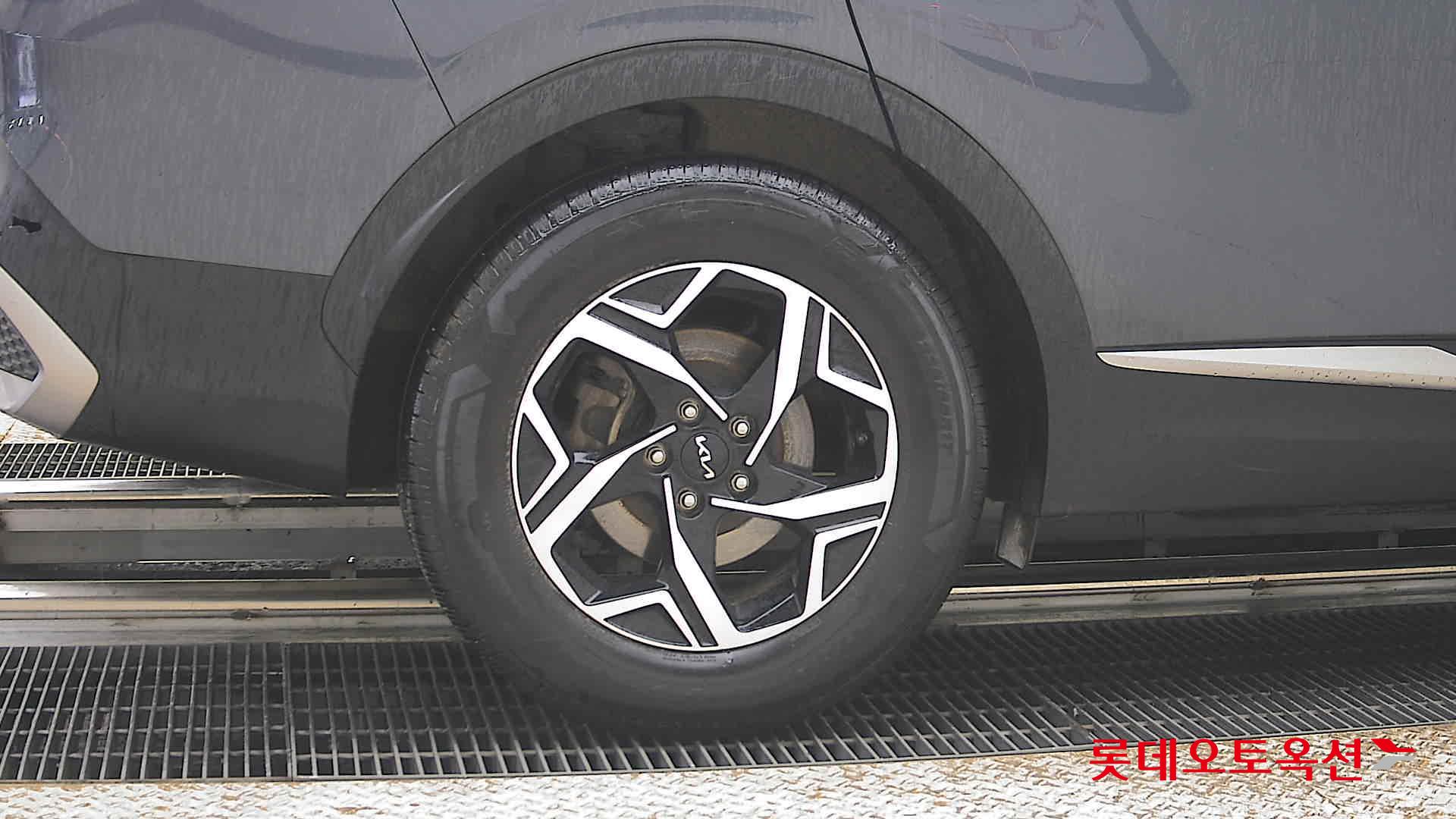 Kia Sportage - 28