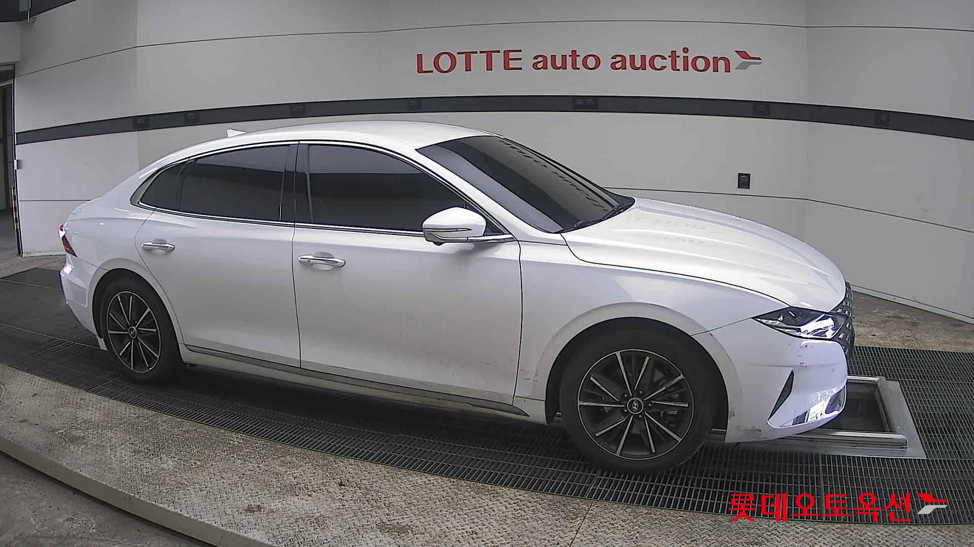 هيونداي أزيرا