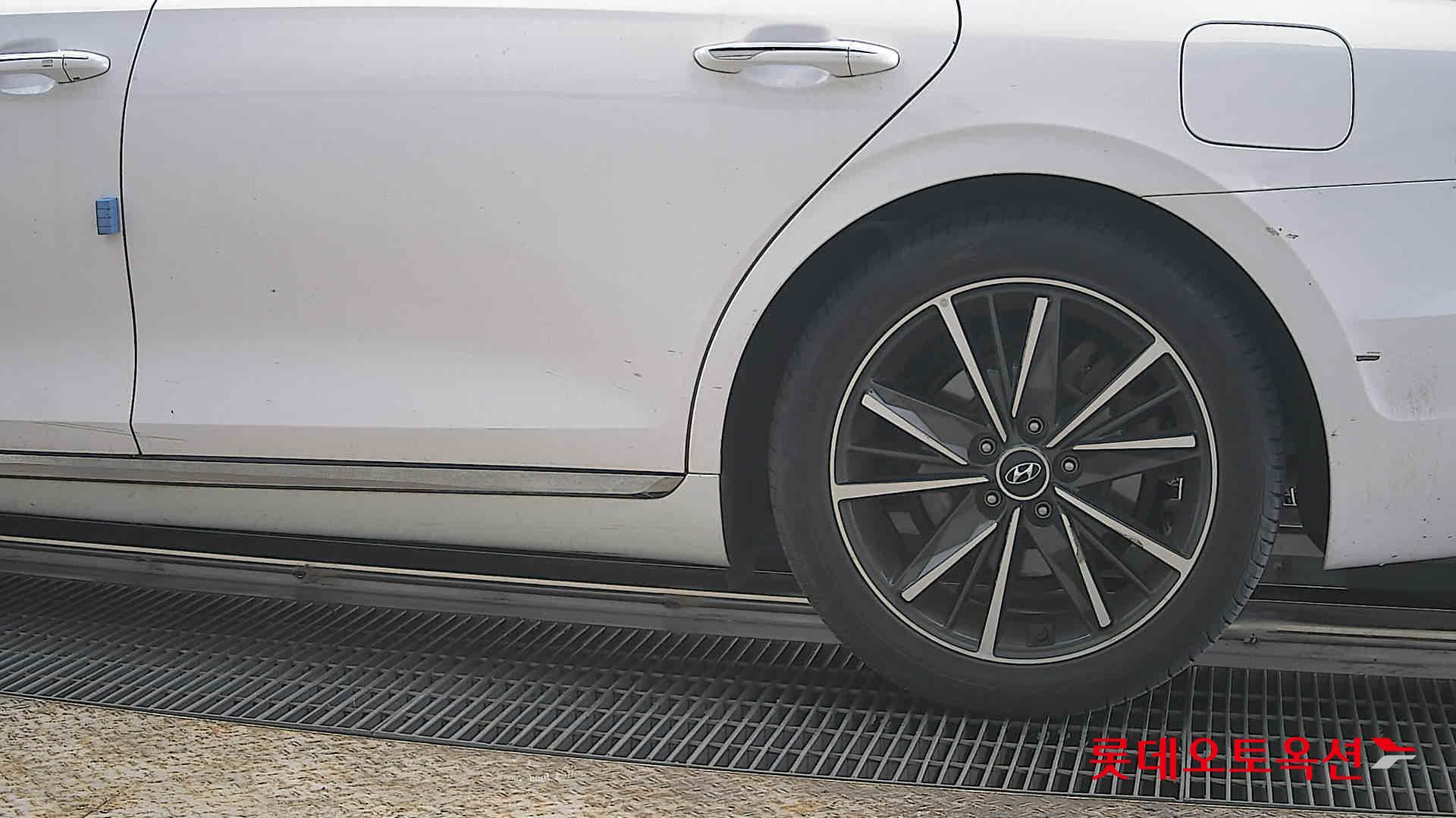 هيونداي أزيرا