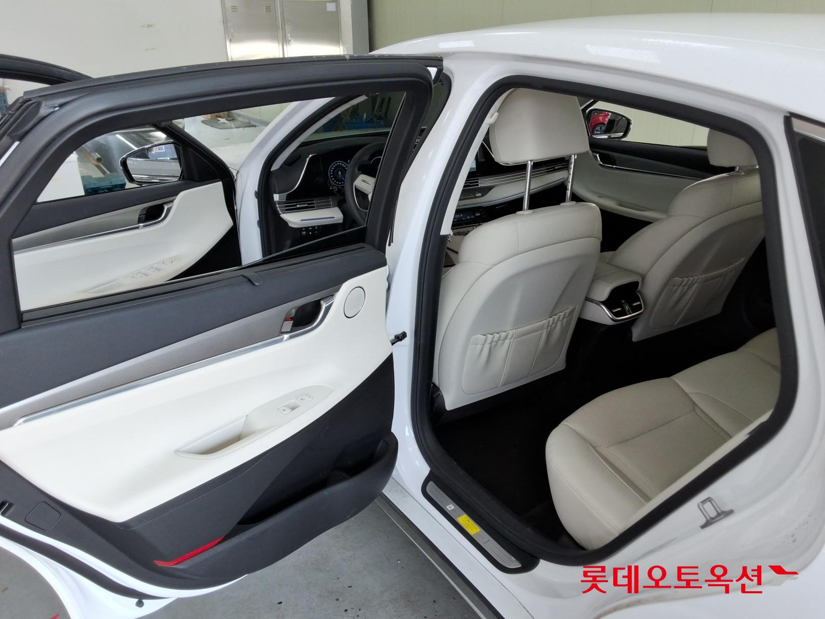 هيونداي أزيرا