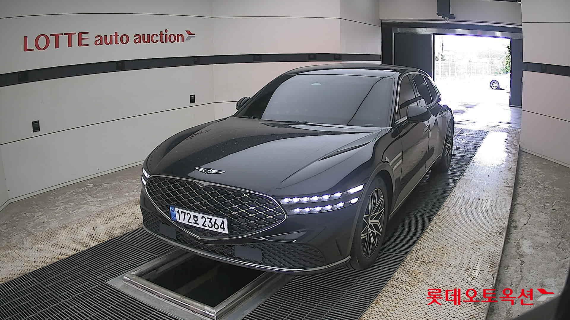 2023 - genesis g90