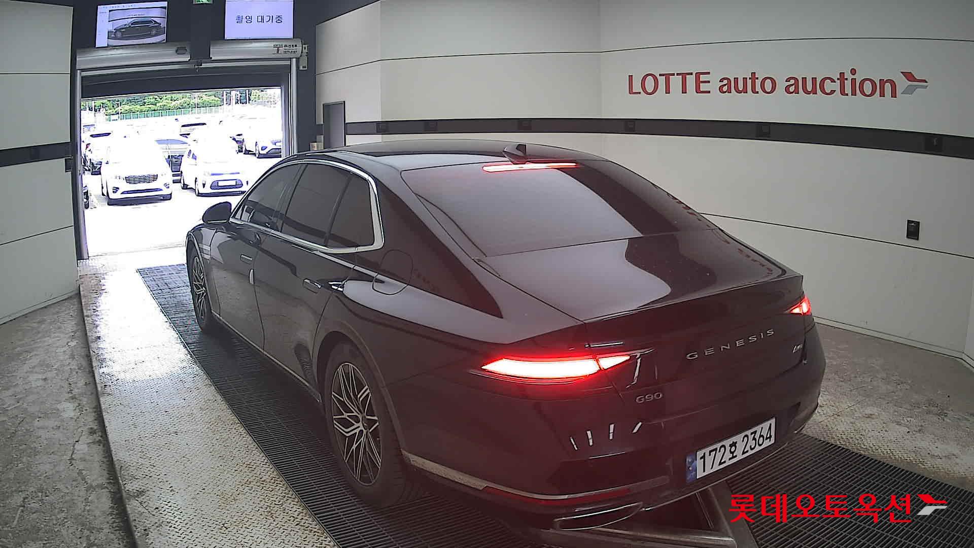 2023 - genesis g90