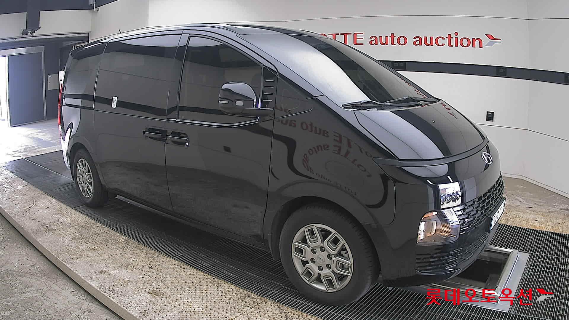 هيونداي ستاريا