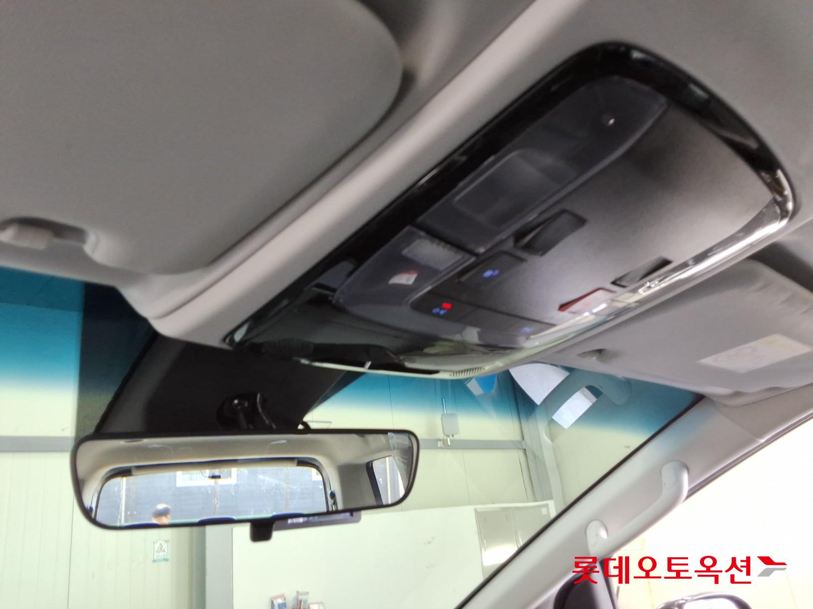 هيونداي ستاريا