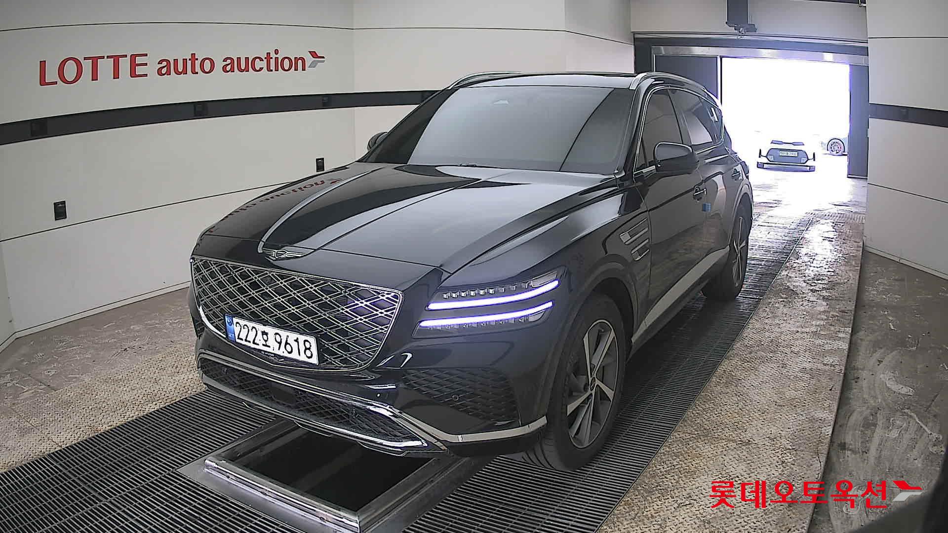 جينسس جي في 80