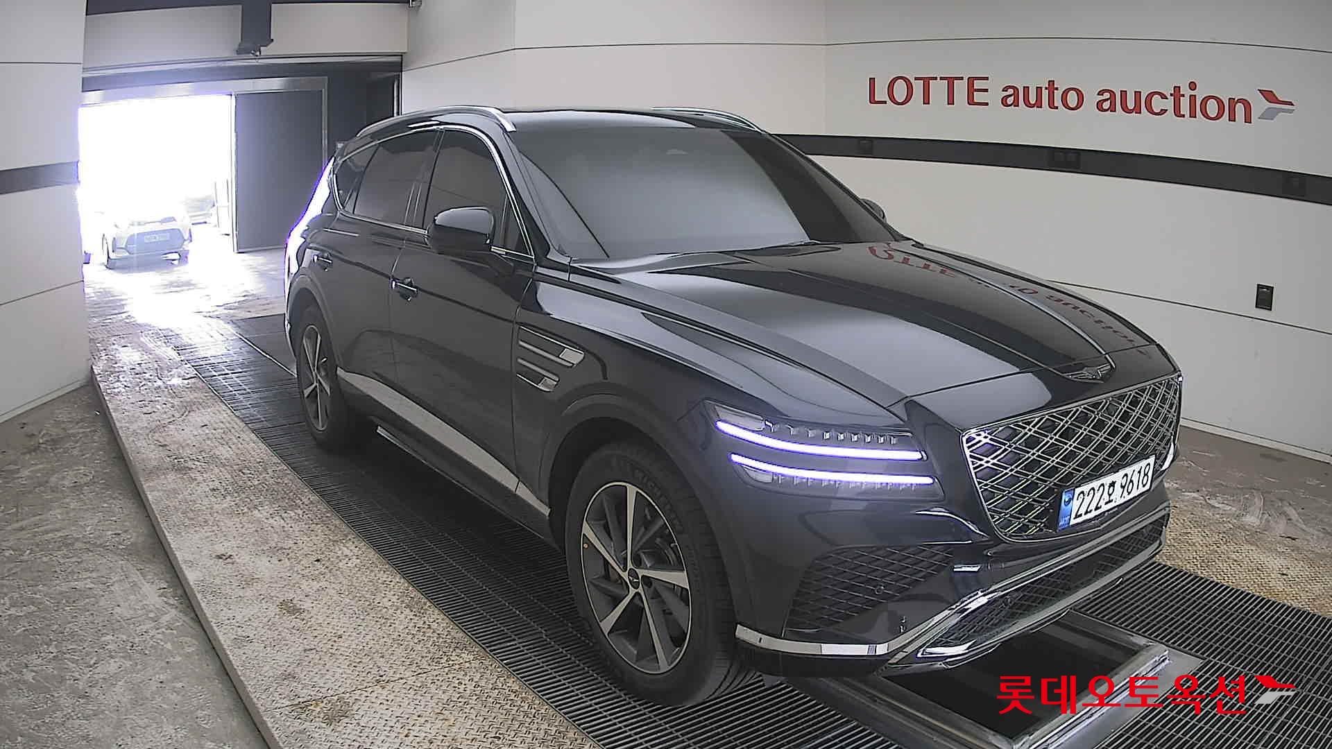 جينسس جي في 80