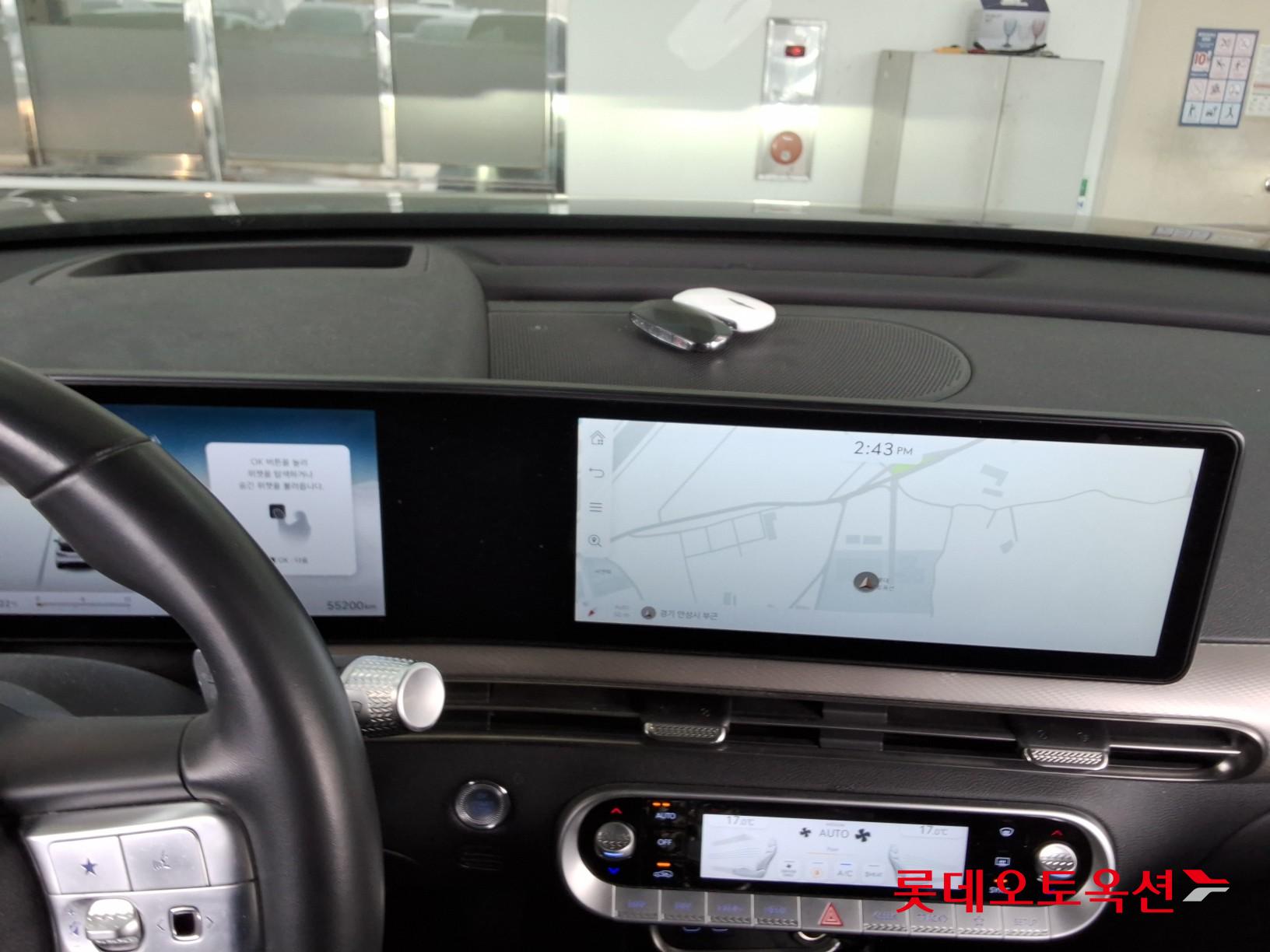 جينسس جي في 60