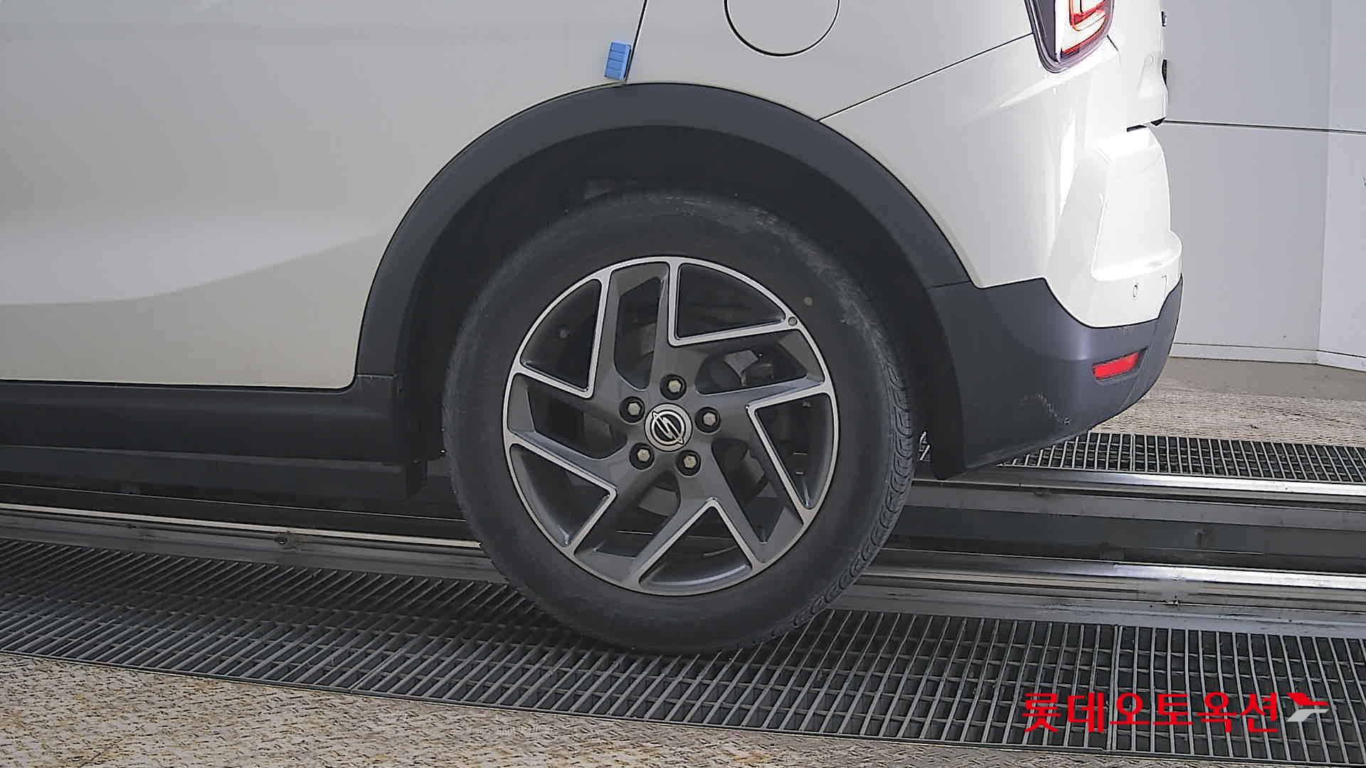 سانغ يونغ تيفولي