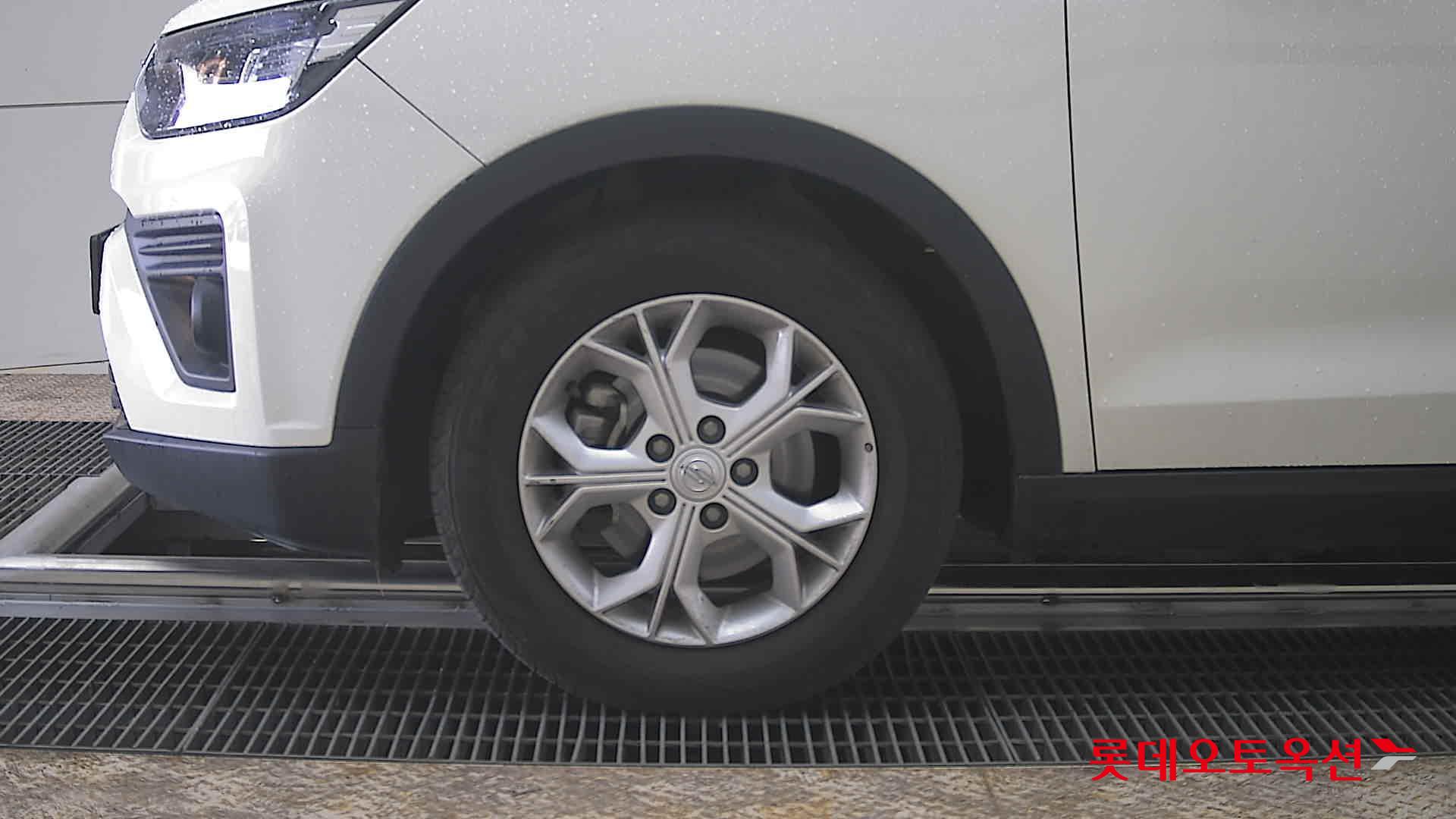 سانغ يونغ تيفولي