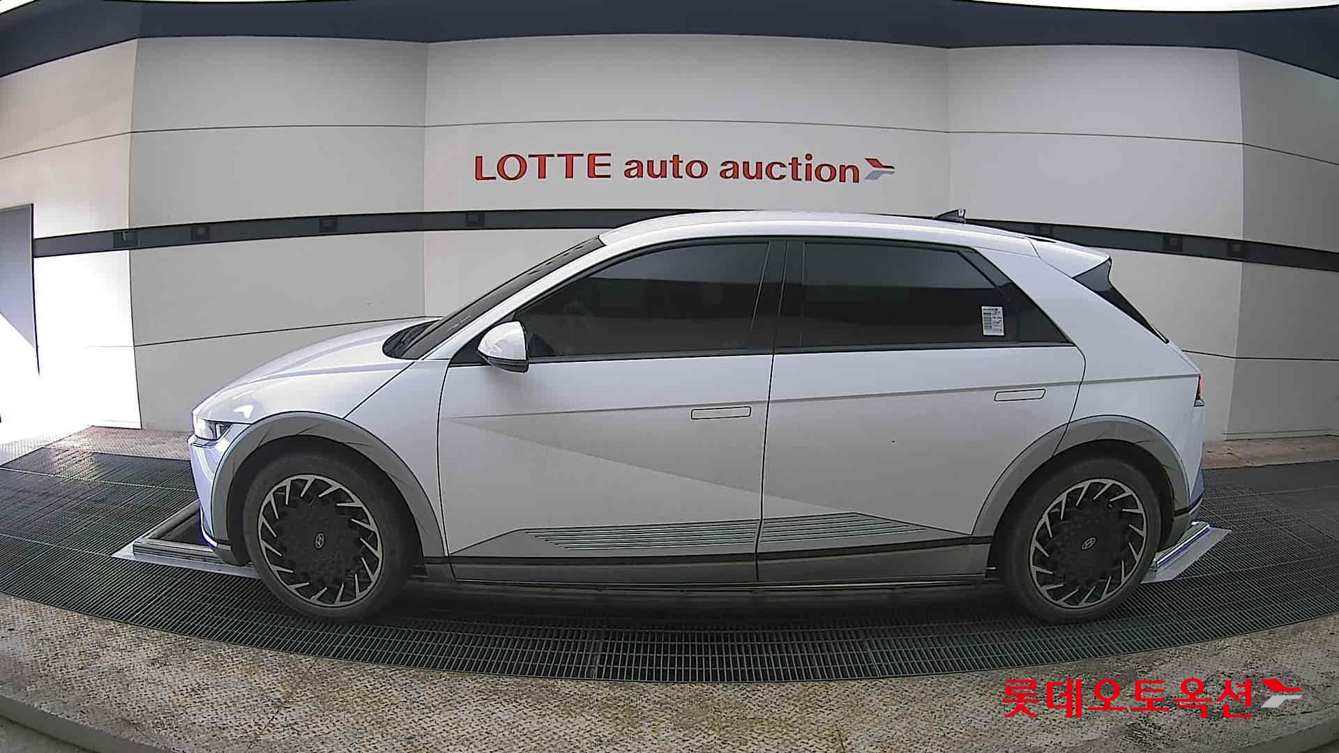 هيونداي أيونيك